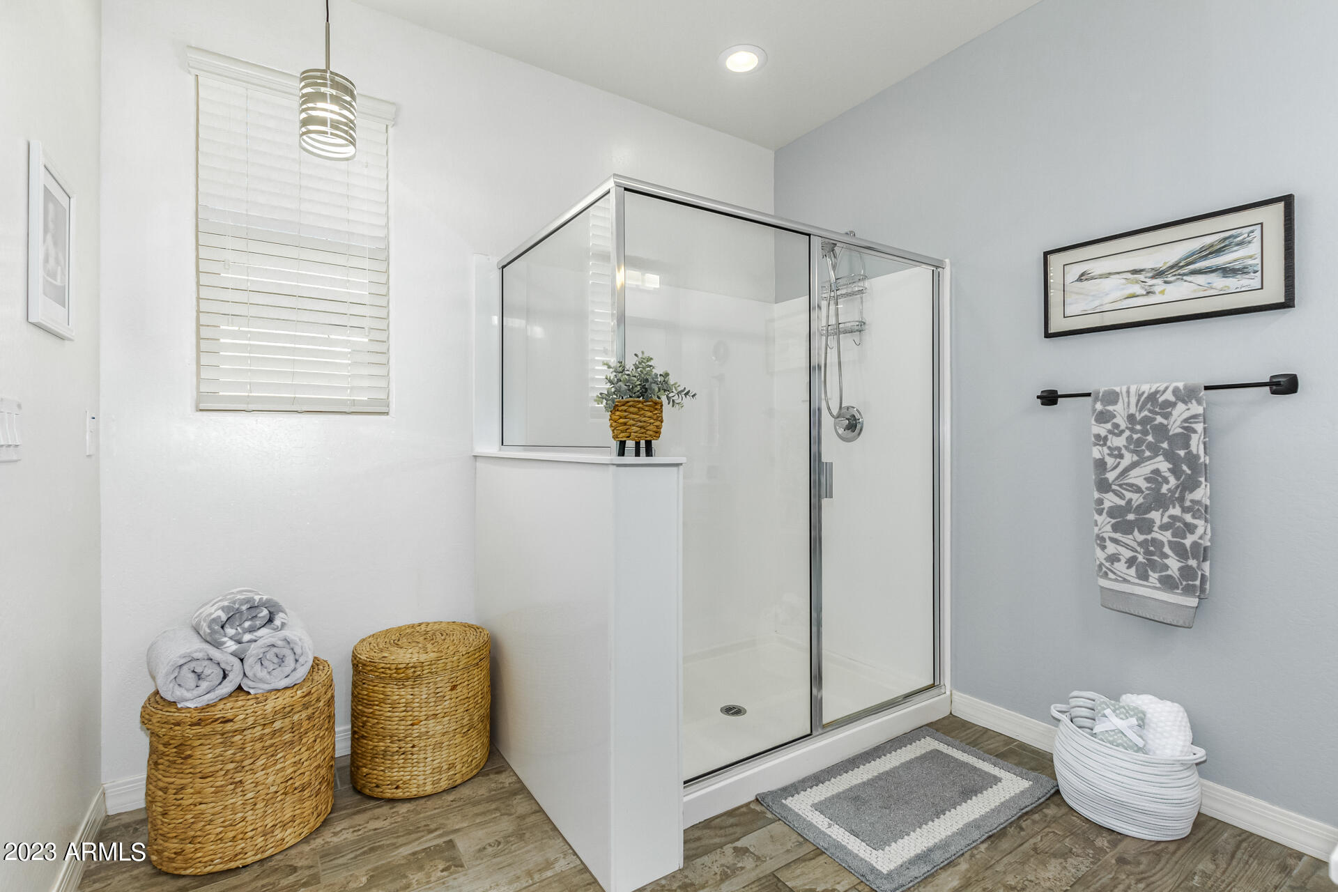 15776 W DESERT HILLS Drive