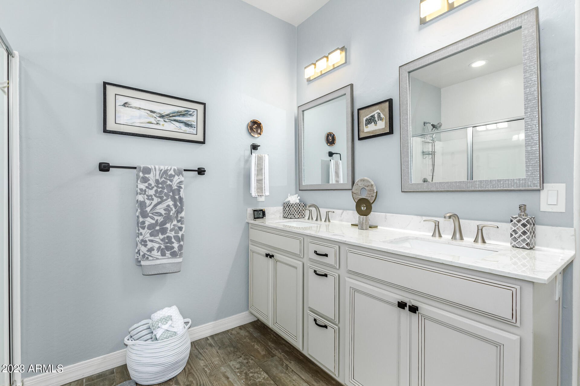 15776 W DESERT HILLS Drive