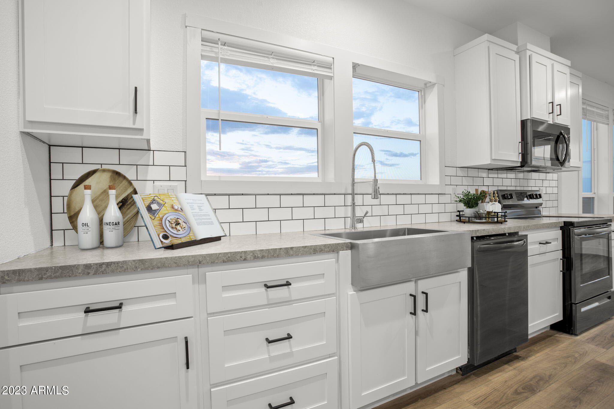 4039 N Moondance Lane