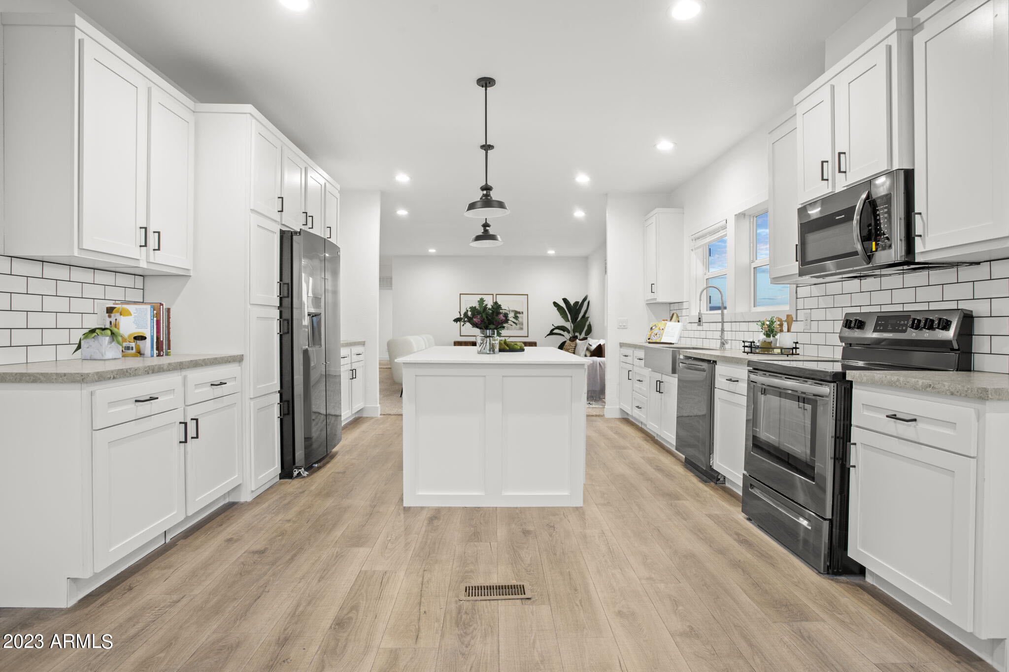 4039 N Moondance Lane