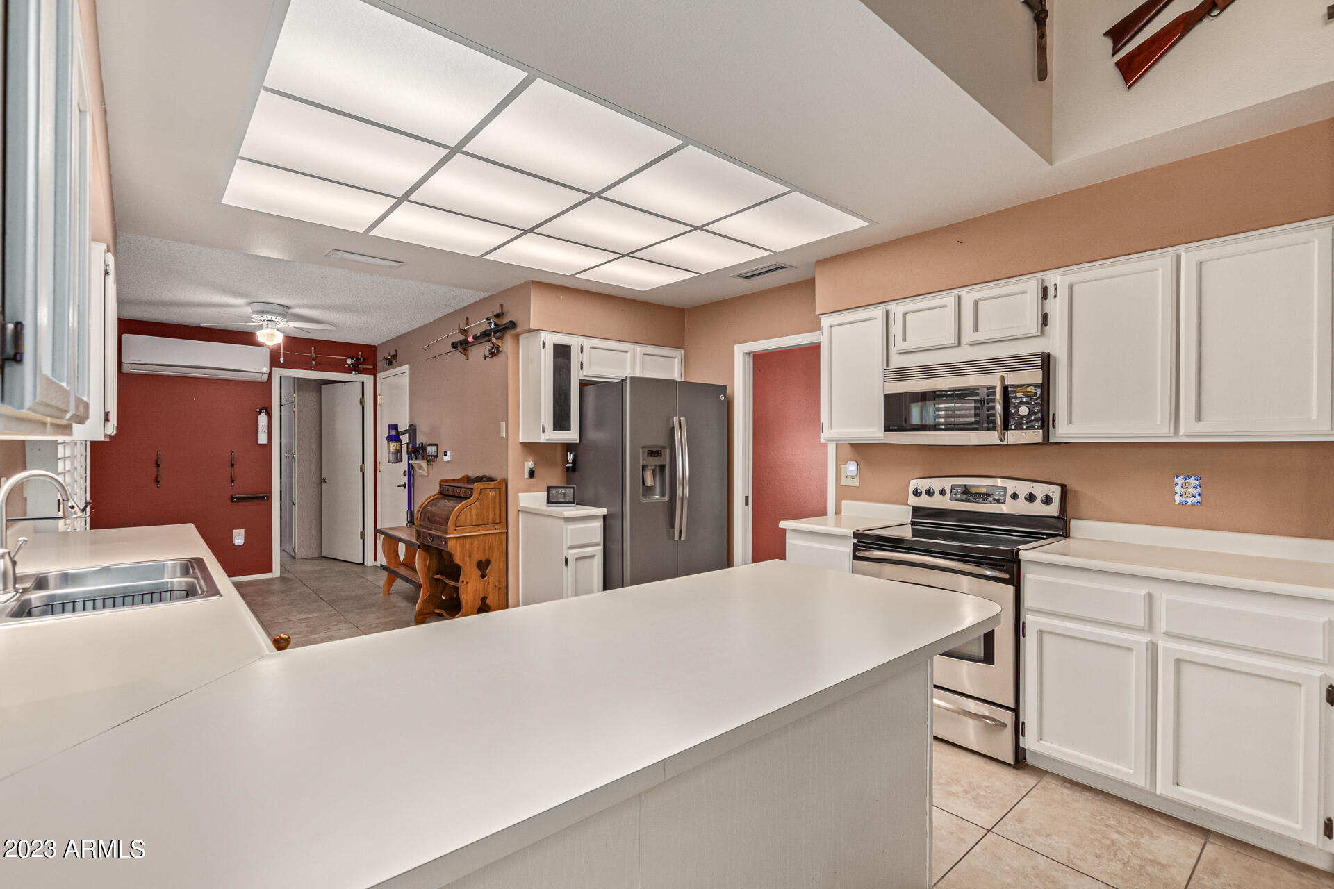 12839 W BLUE BONNET Drive