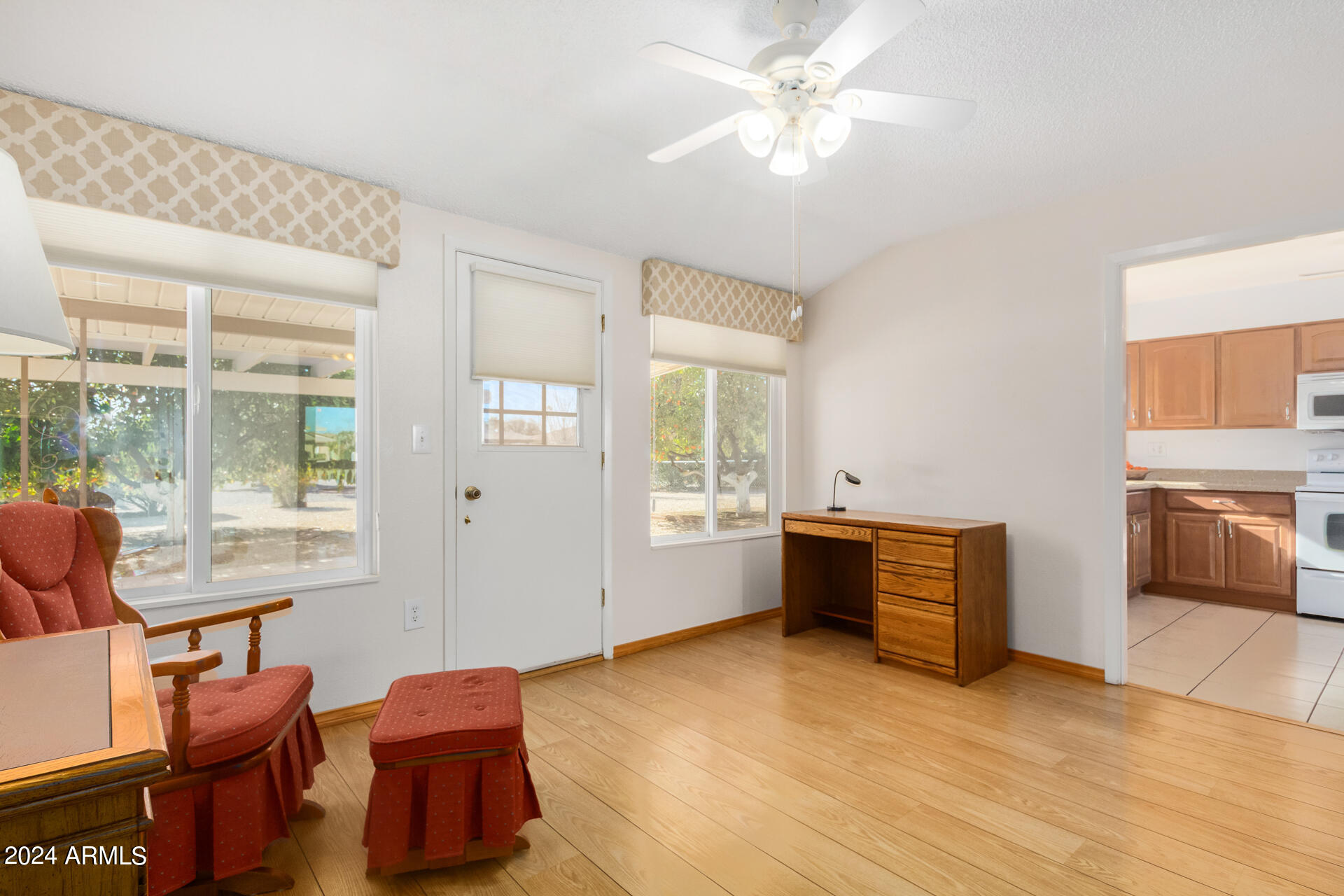 10401 W RIDGEVIEW Road