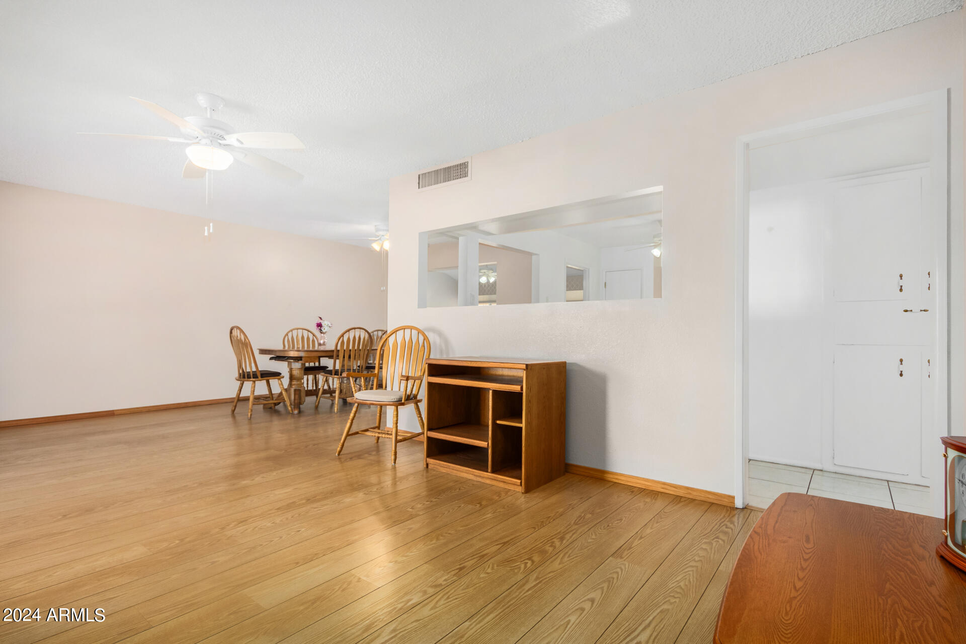 10401 W RIDGEVIEW Road