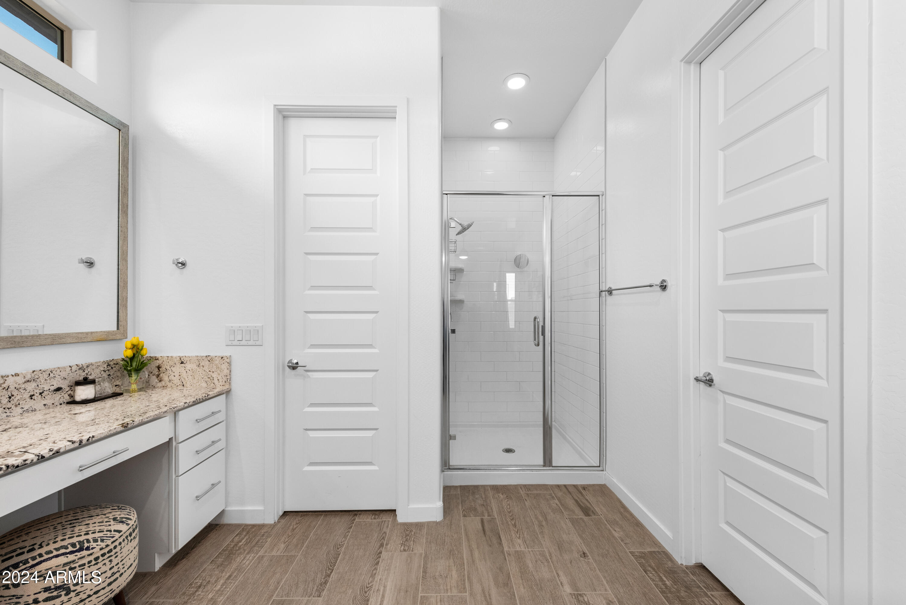 18985 W DESERT HILLS Drive