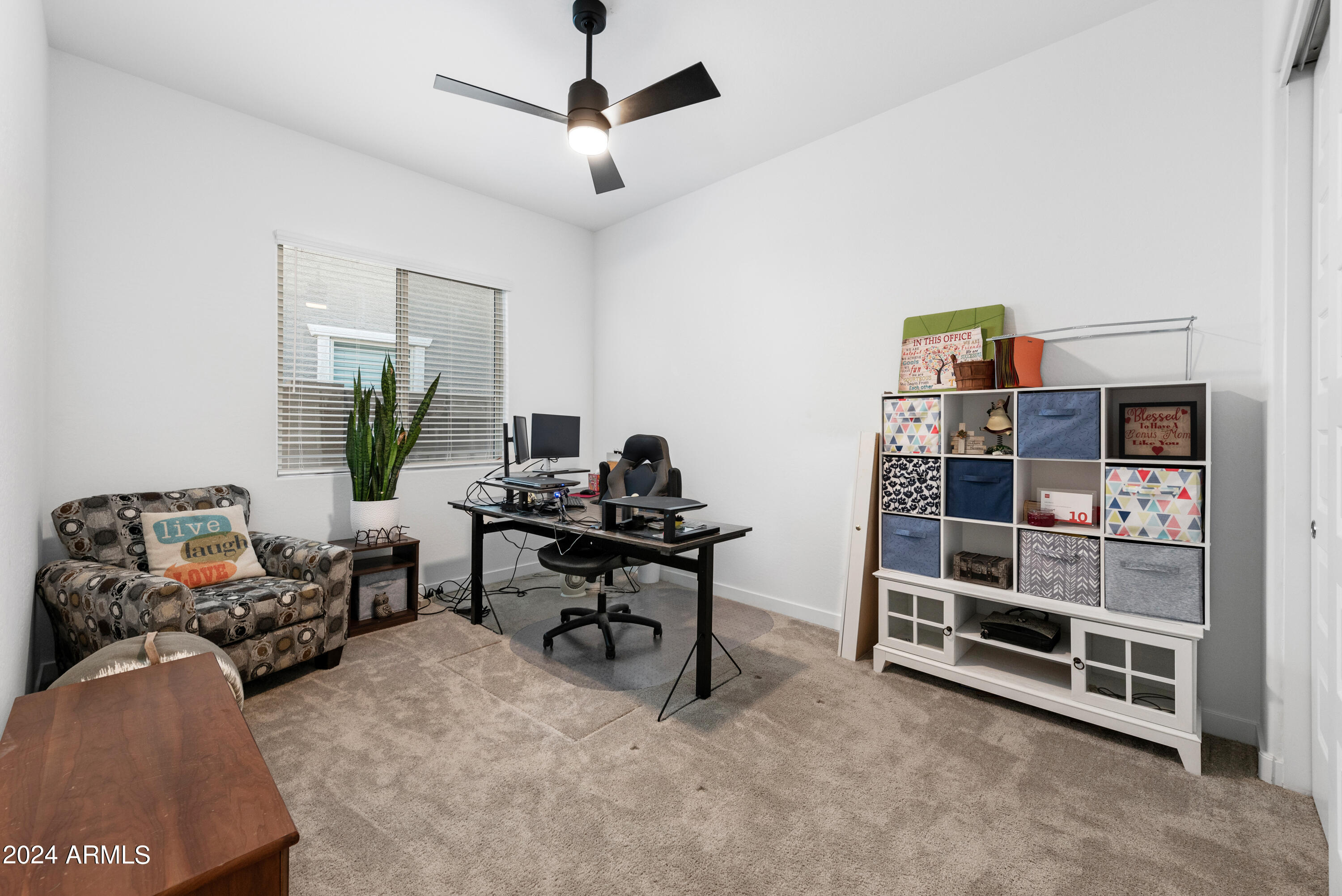 18985 W DESERT HILLS Drive