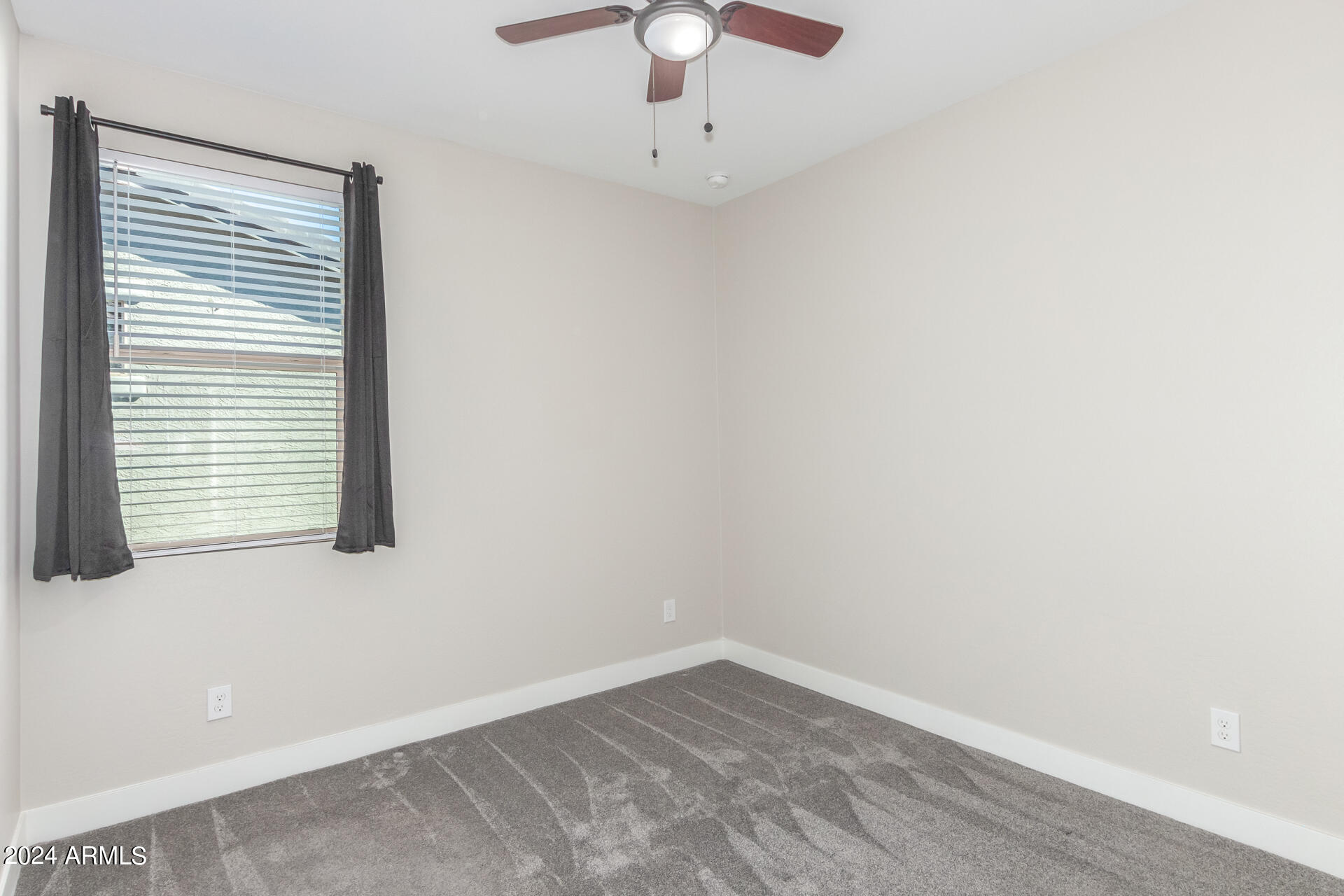 11684 W PARKWAY Lane