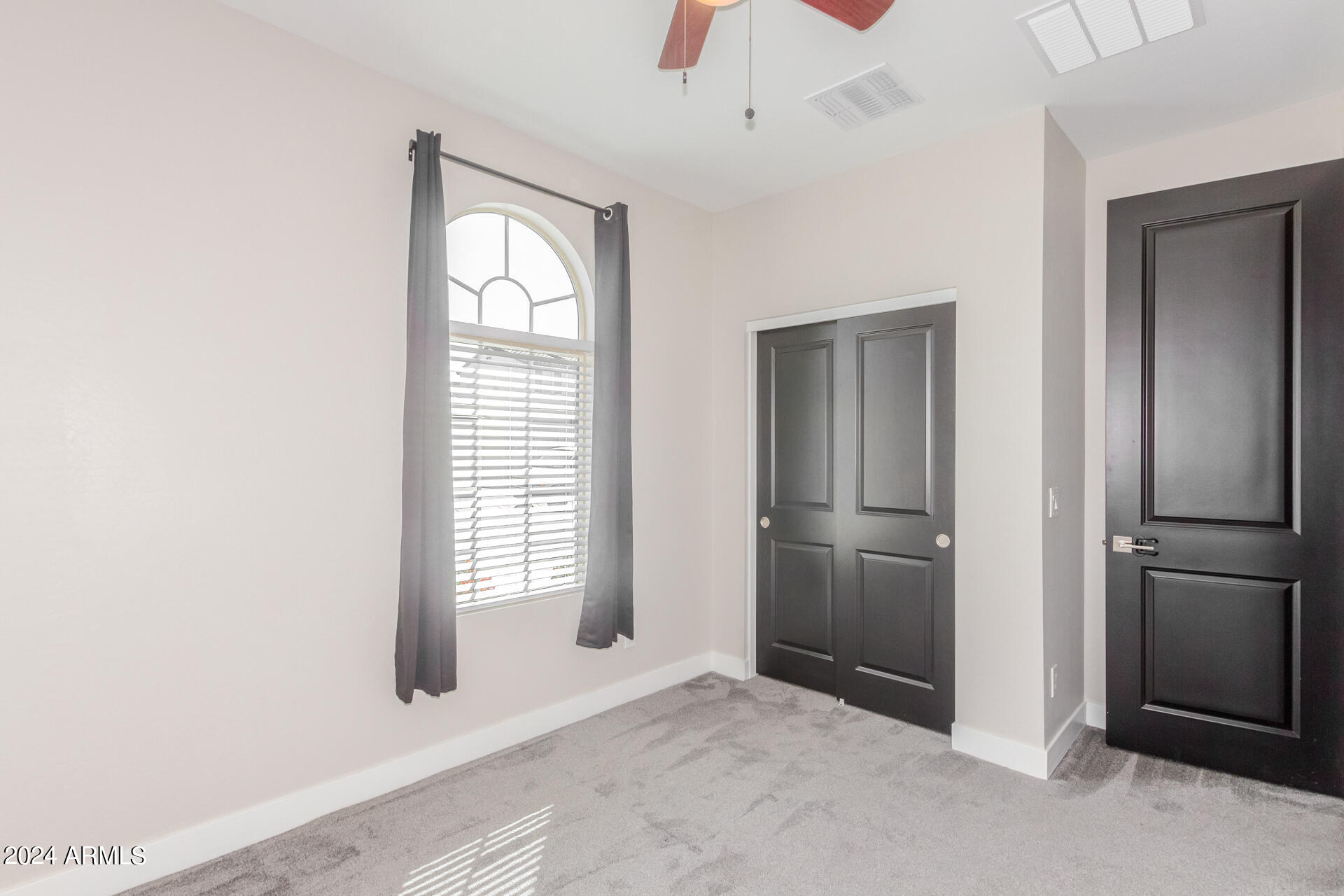 11684 W PARKWAY Lane