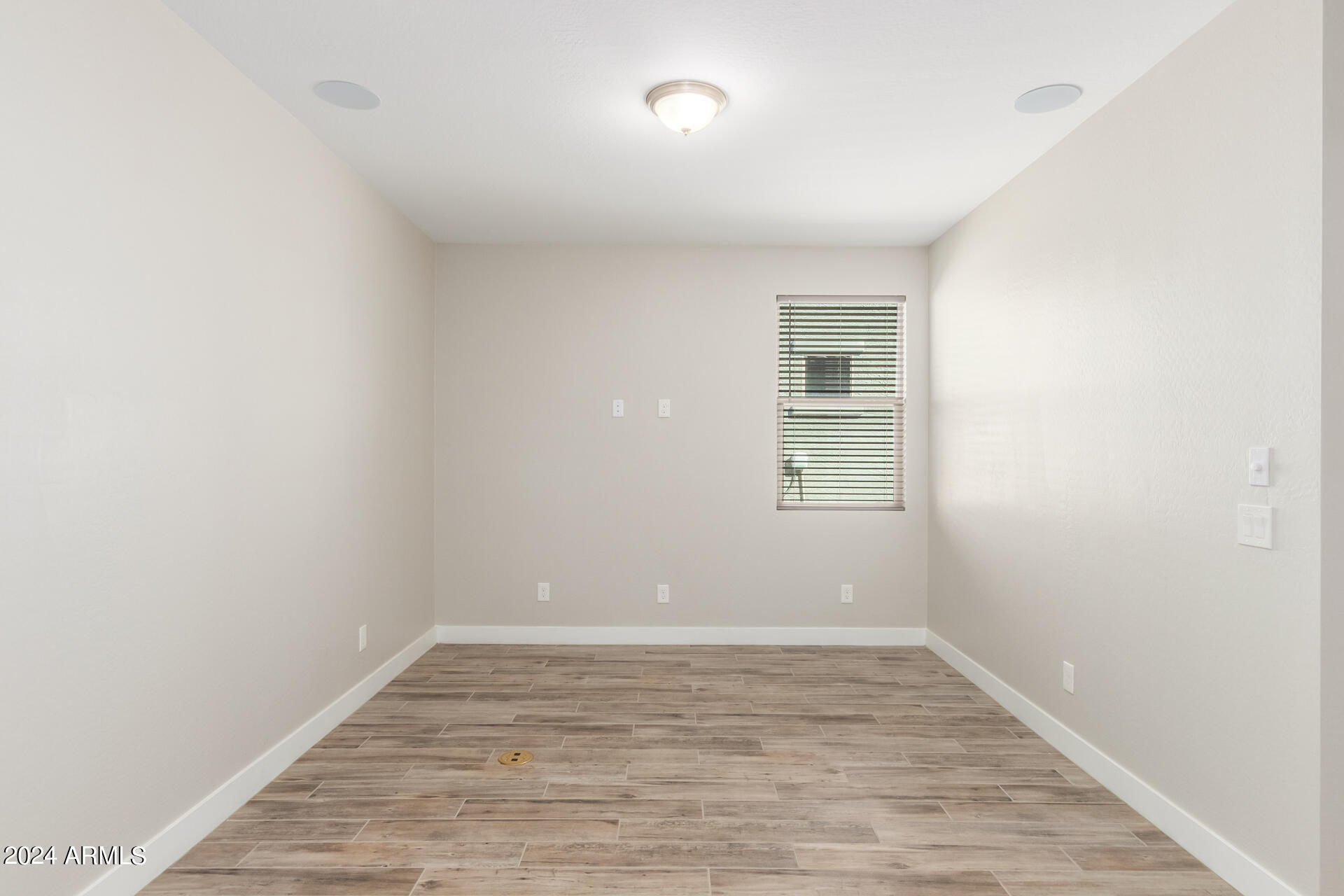 11684 W PARKWAY Lane