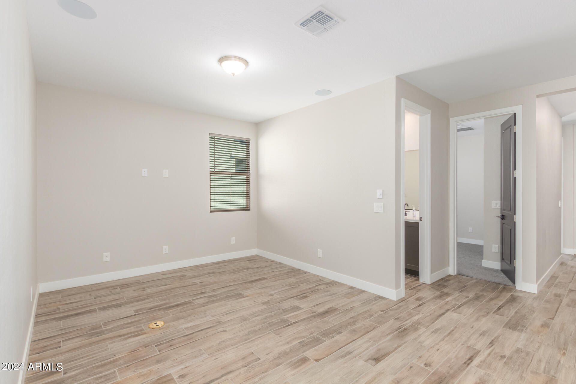 11684 W PARKWAY Lane