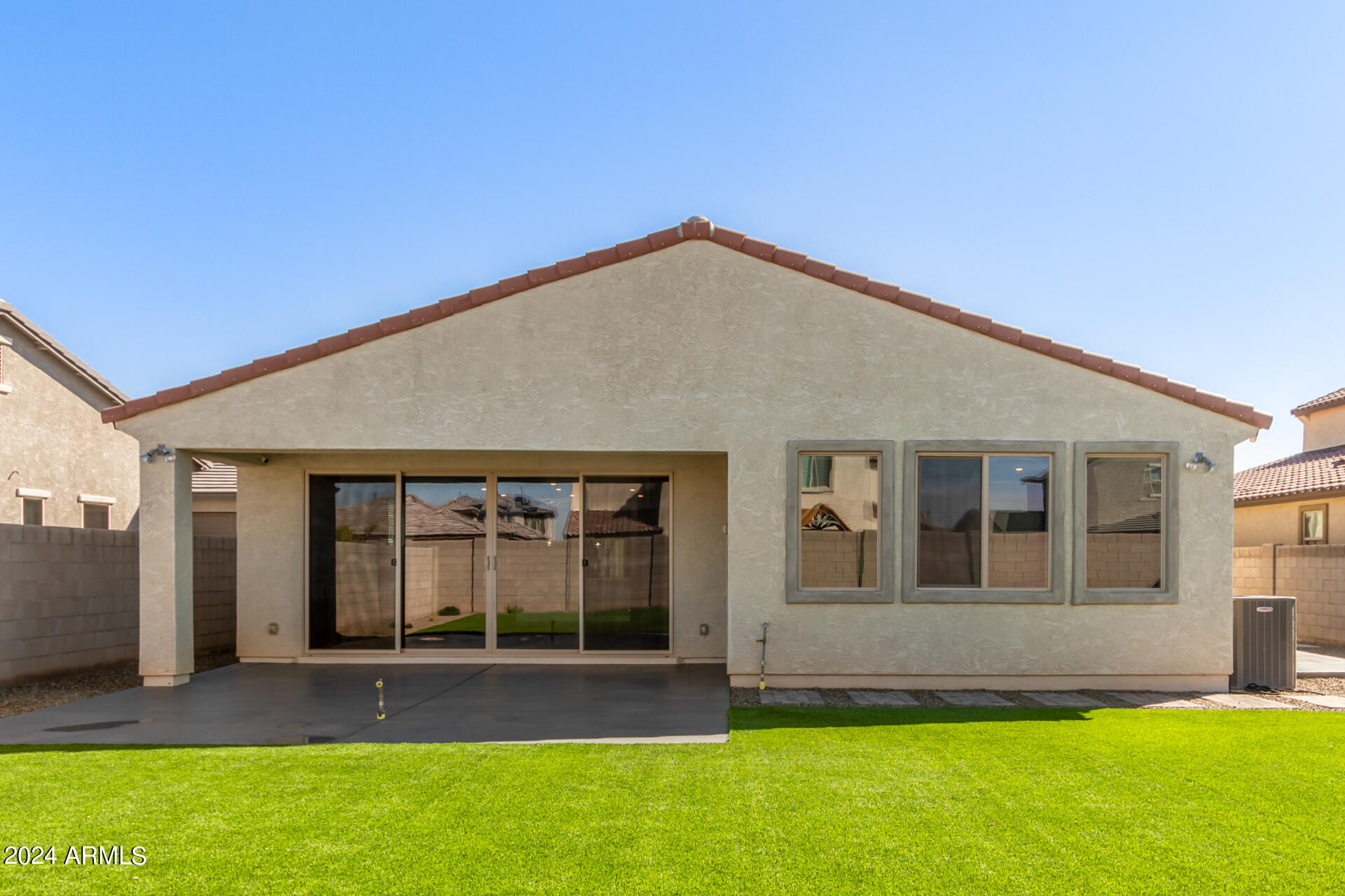 11684 W PARKWAY Lane