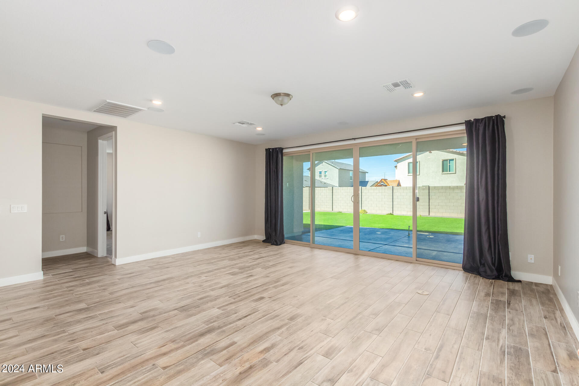 11684 W PARKWAY Lane