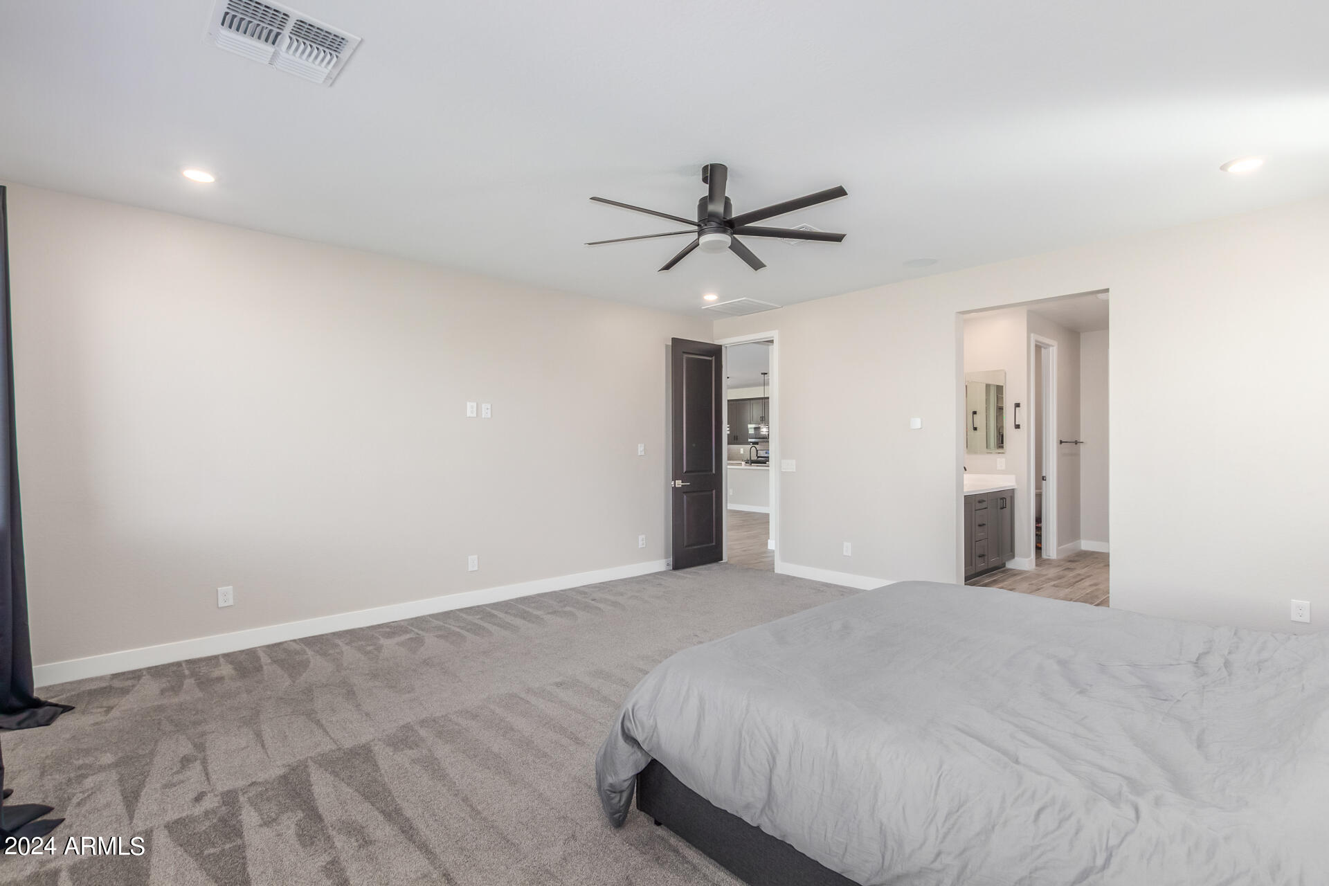 11684 W PARKWAY Lane