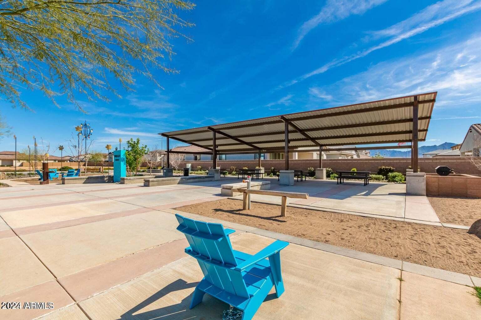 11684 W PARKWAY Lane