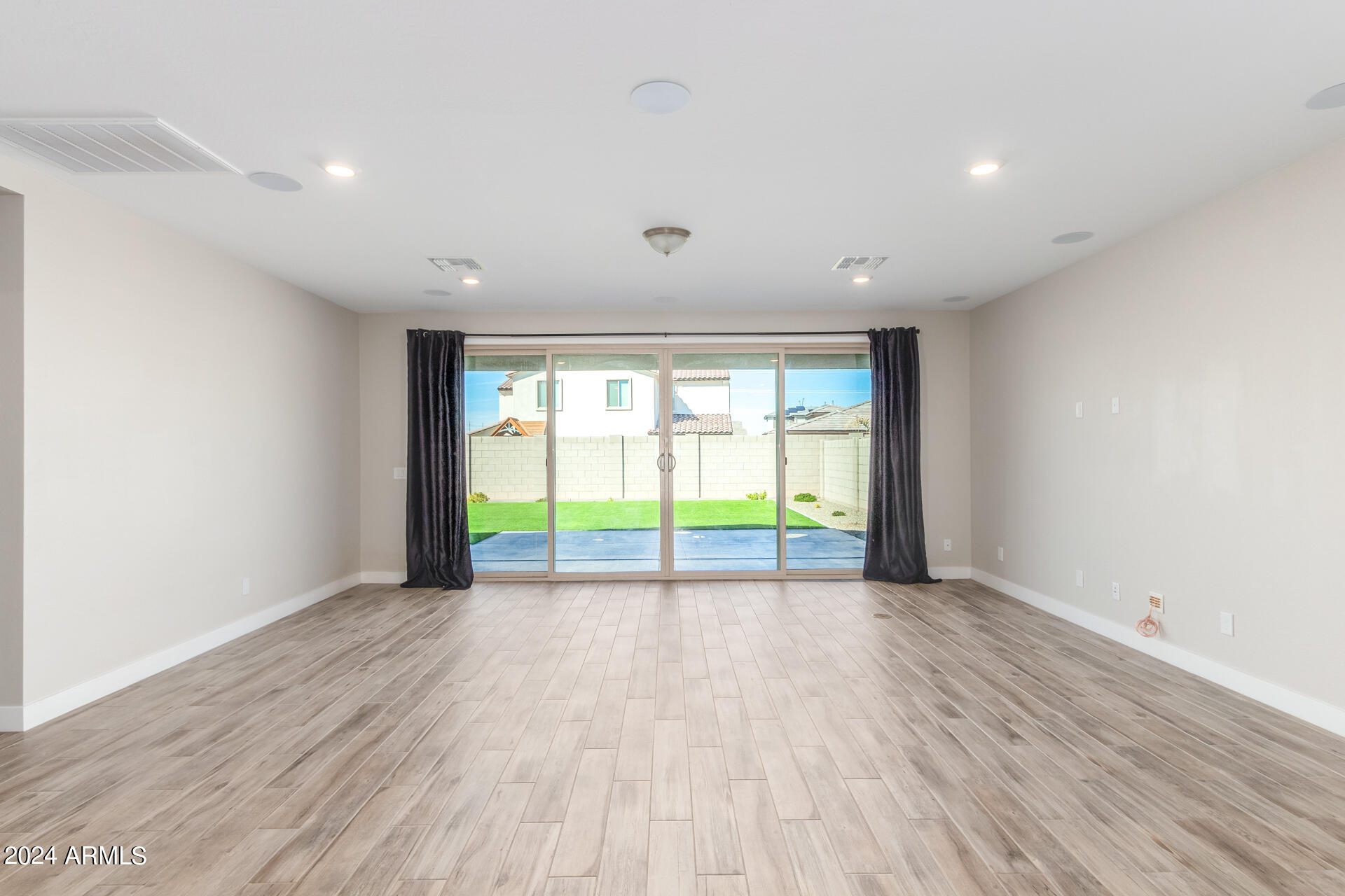 11684 W PARKWAY Lane