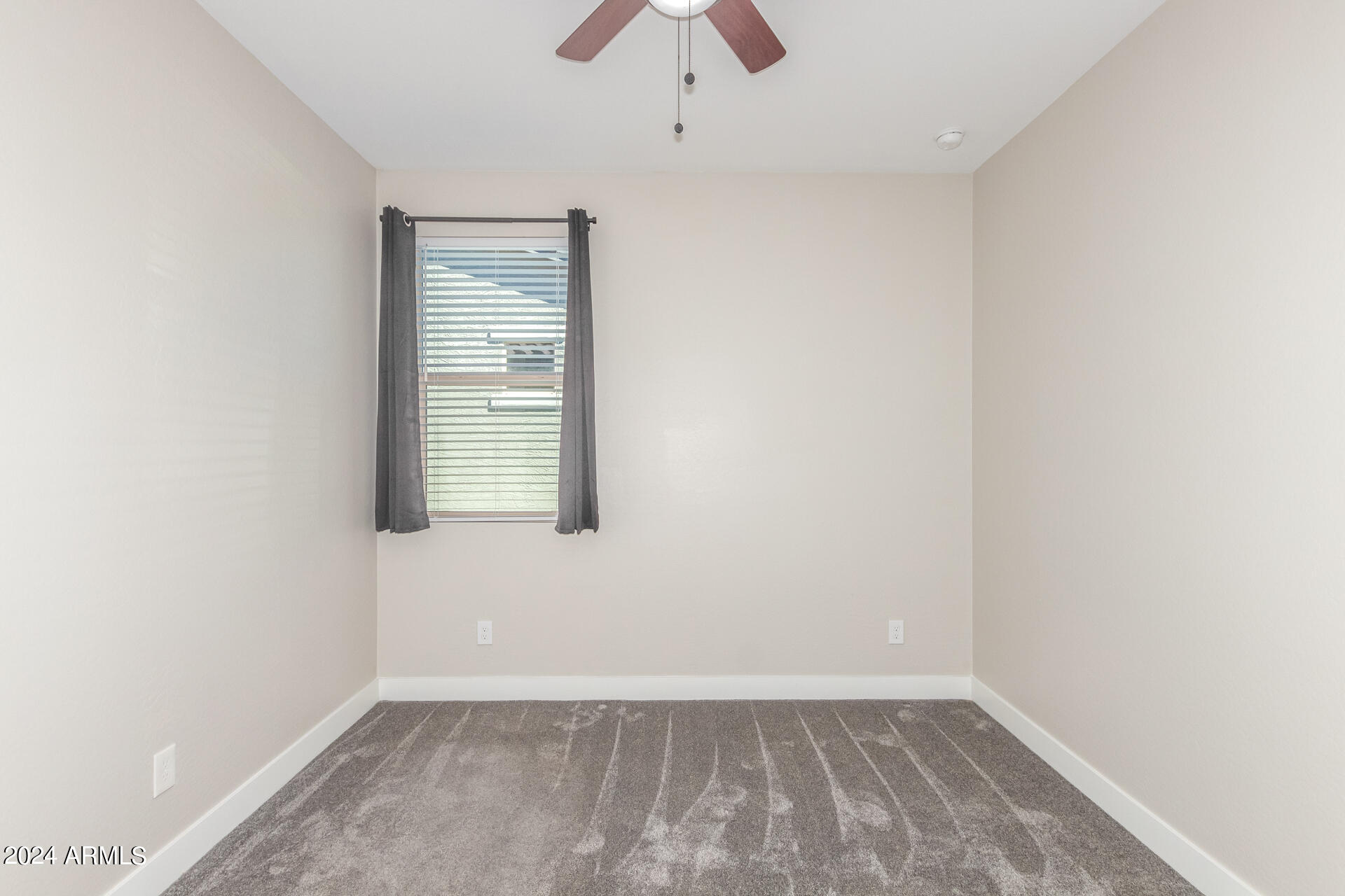 11684 W PARKWAY Lane