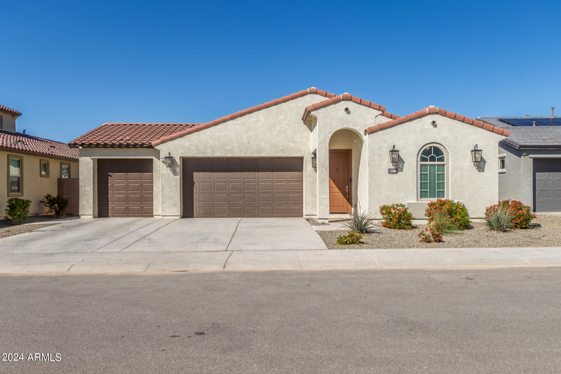 11684 W PARKWAY Lane