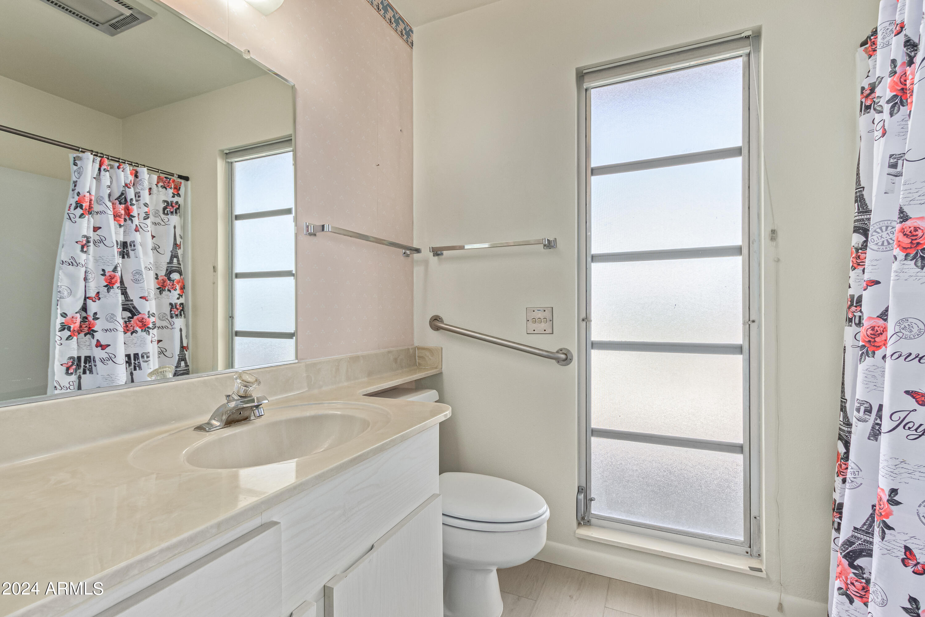 9526 W CEDAR HILL Circle