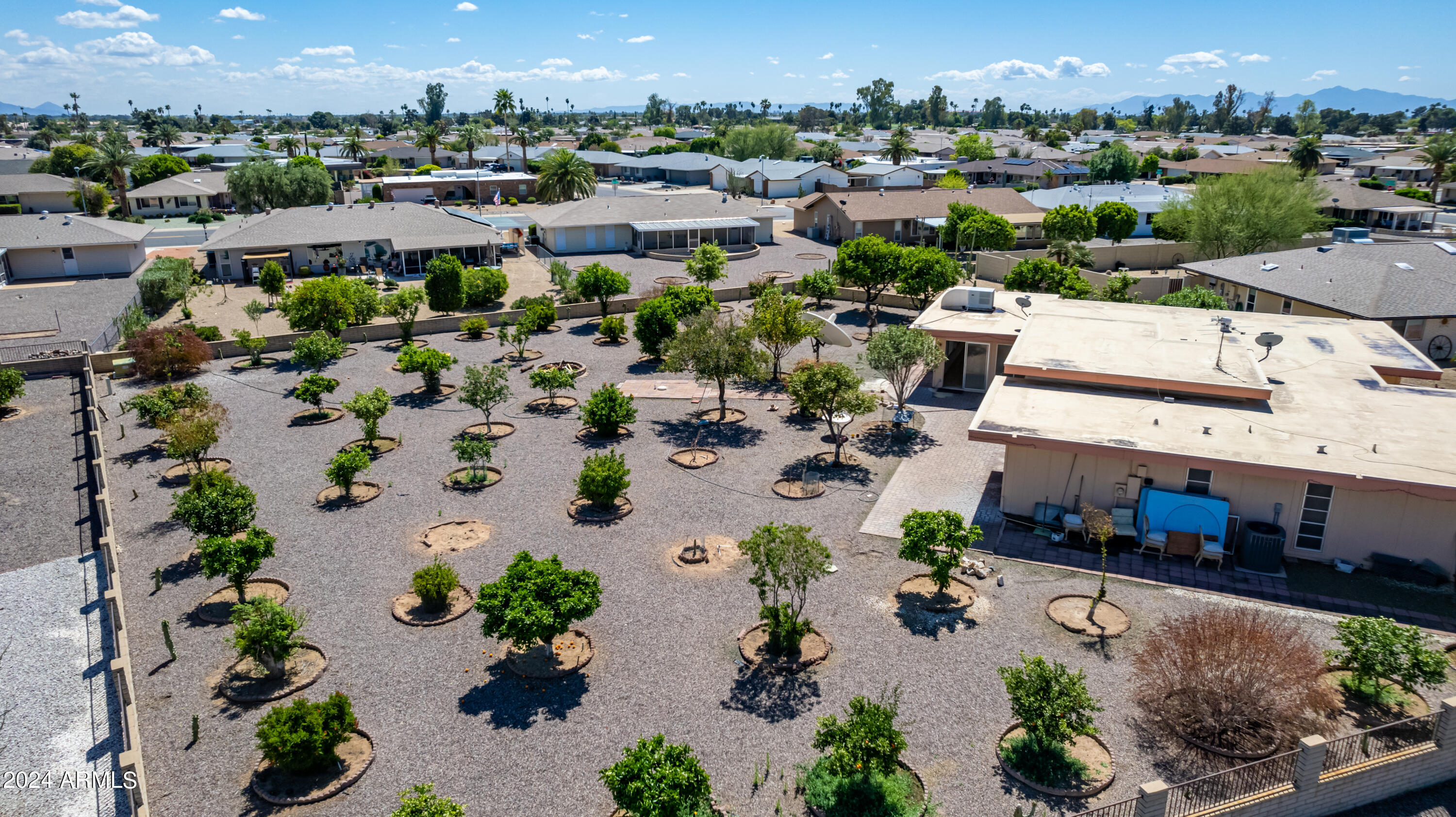 9526 W CEDAR HILL Circle