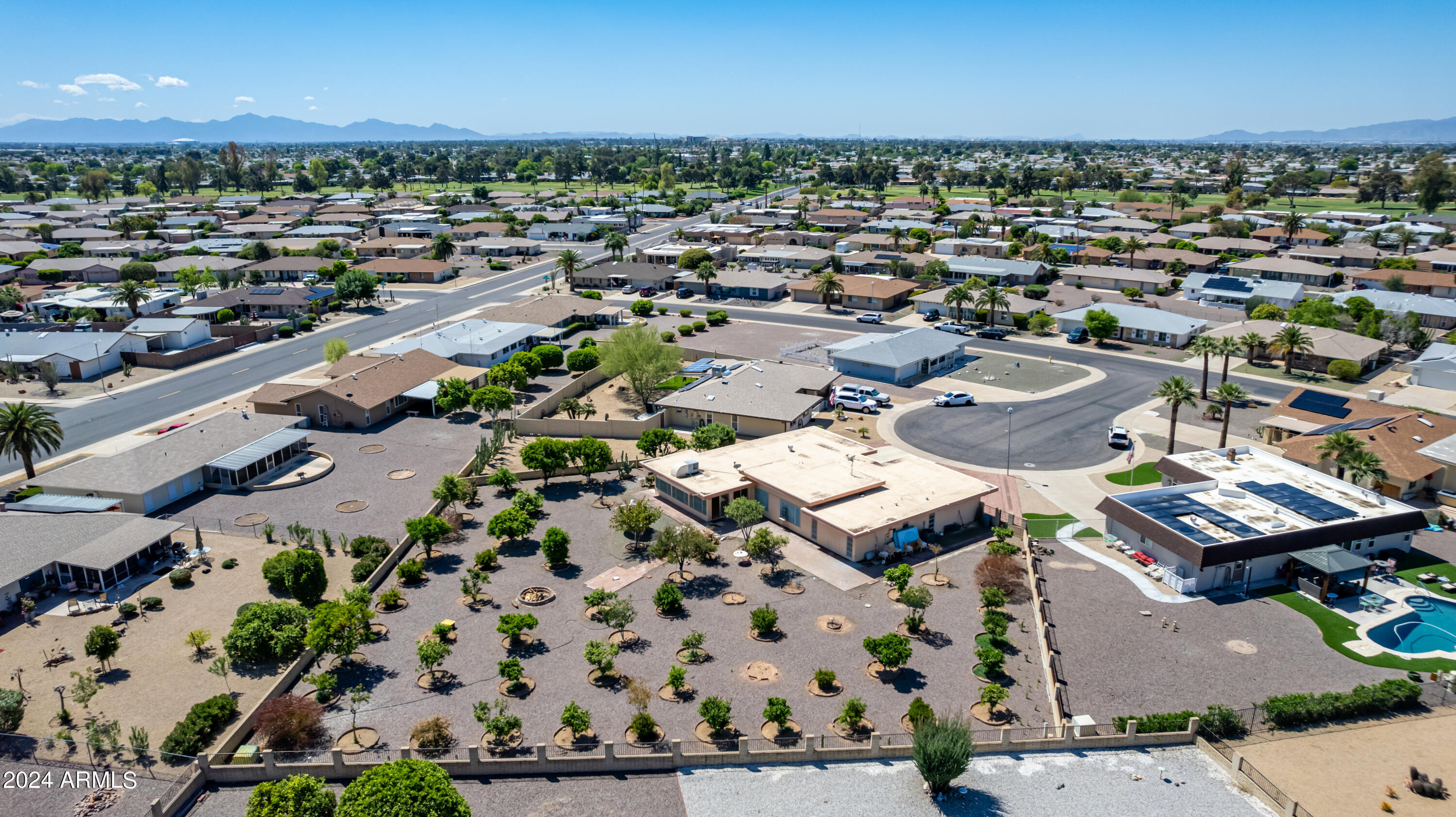 9526 W CEDAR HILL Circle