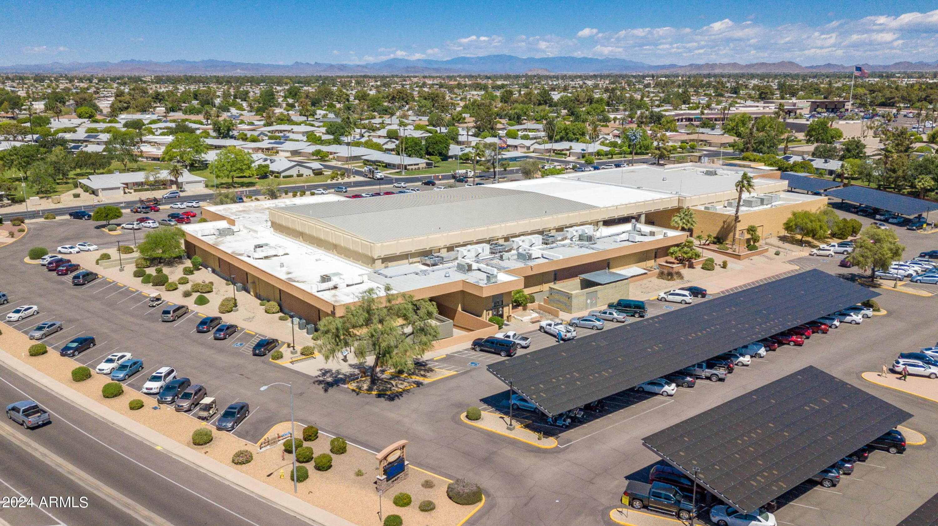 9526 W CEDAR HILL Circle