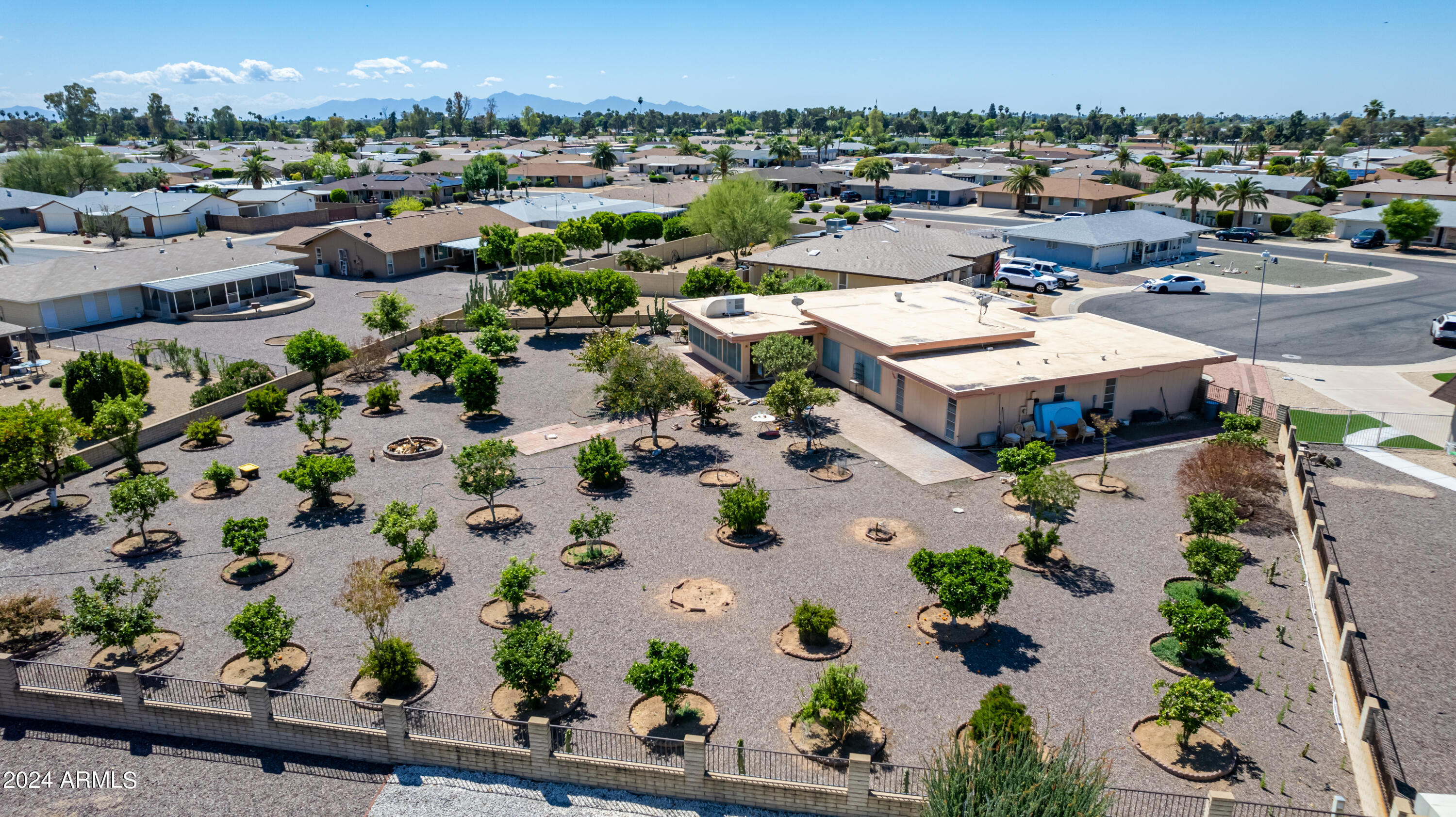 9526 W CEDAR HILL Circle