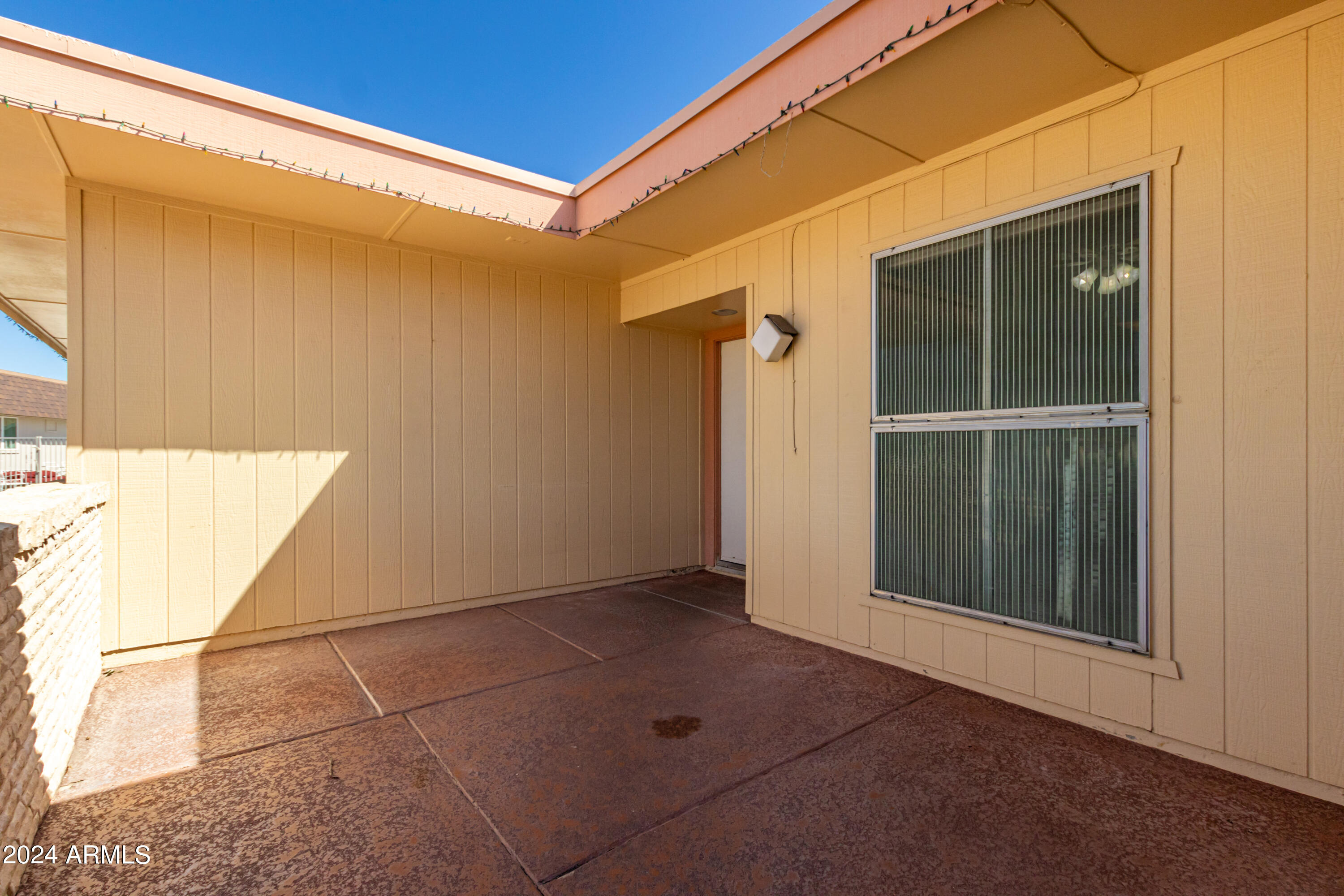 9526 W CEDAR HILL Circle