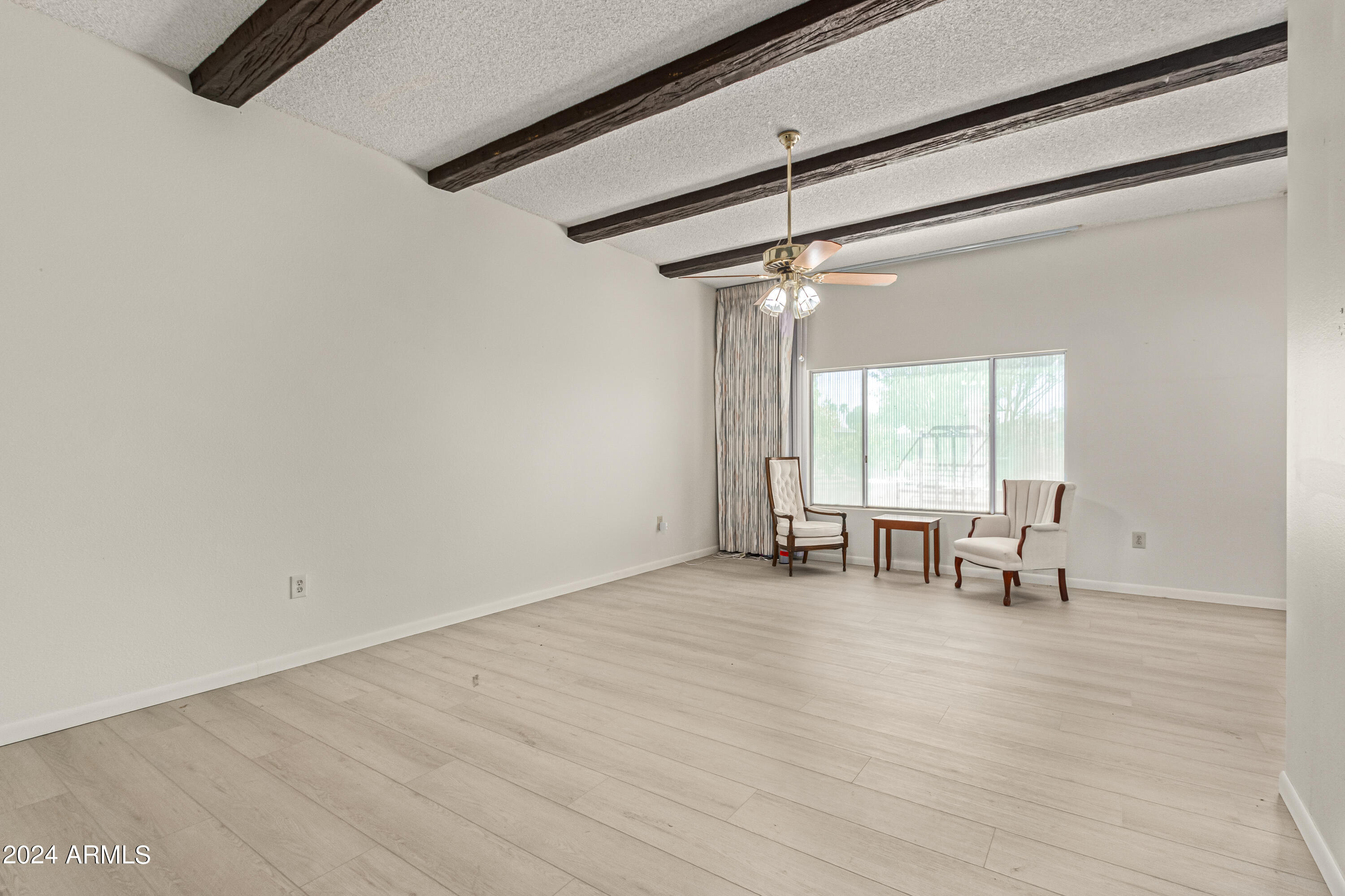 9526 W CEDAR HILL Circle