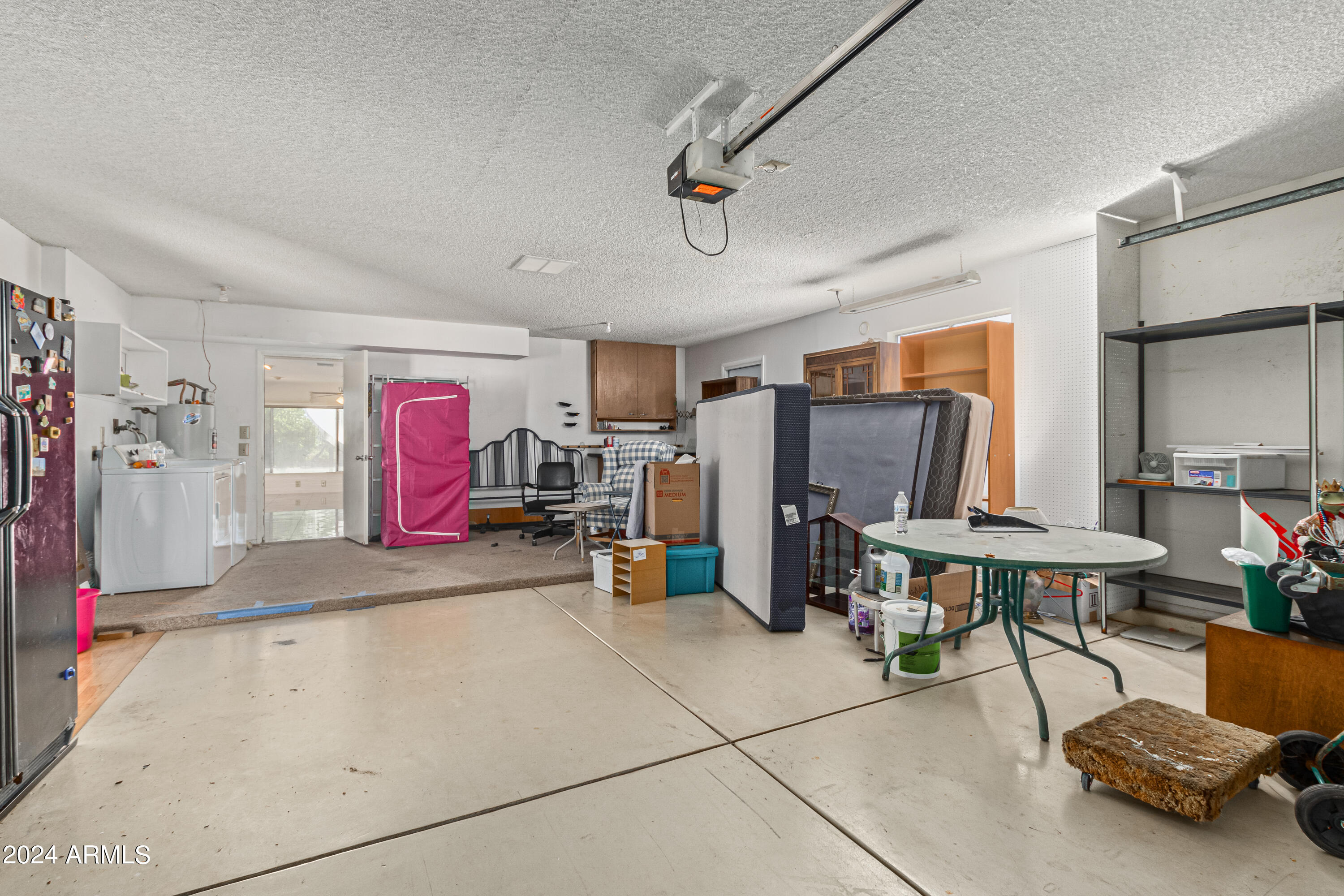 9526 W CEDAR HILL Circle