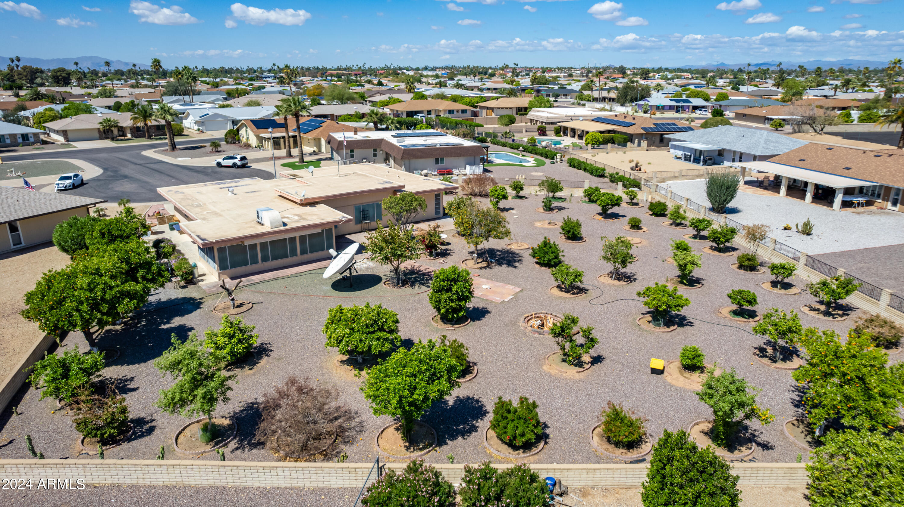 9526 W CEDAR HILL Circle