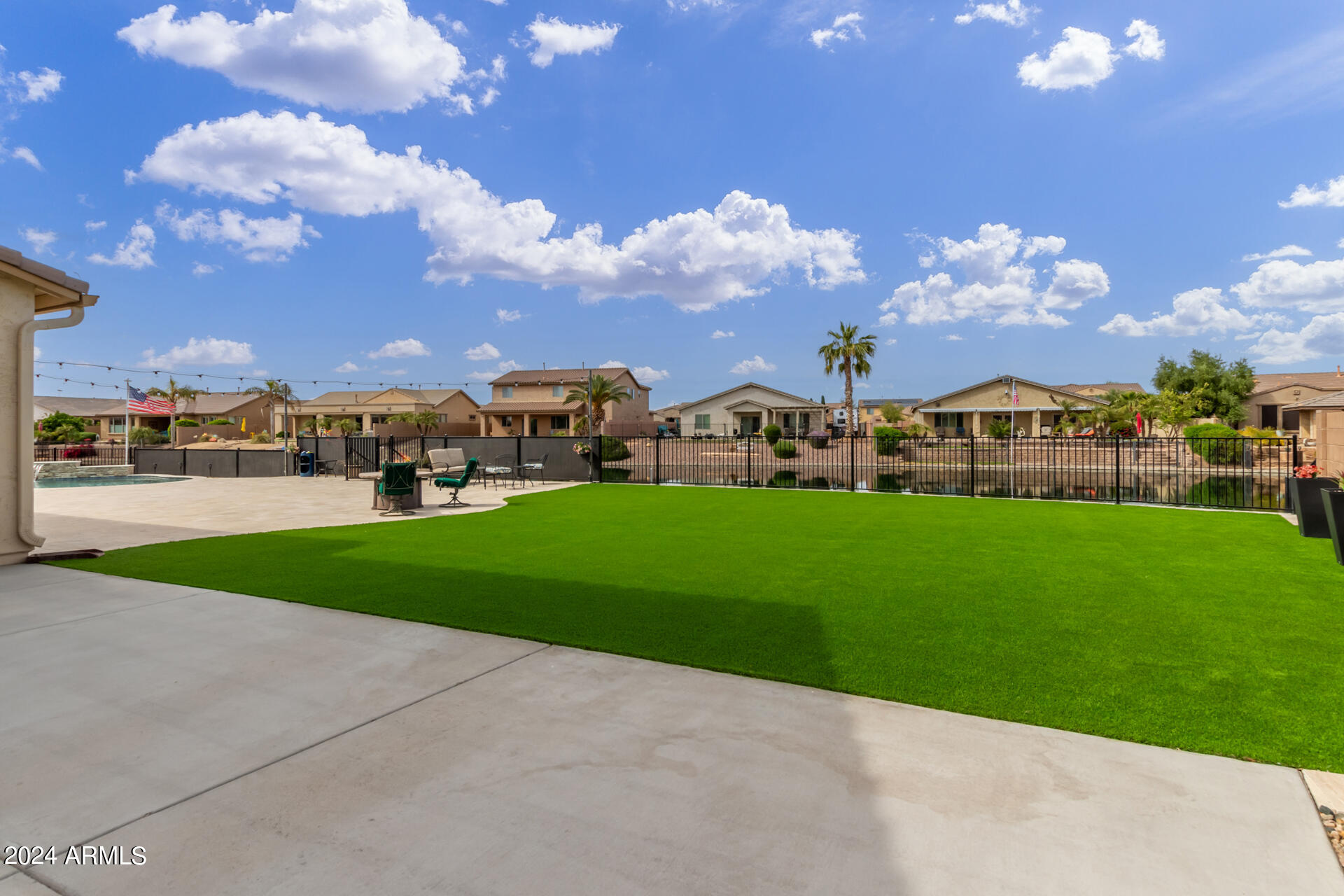 40866 W PARKHILL Drive