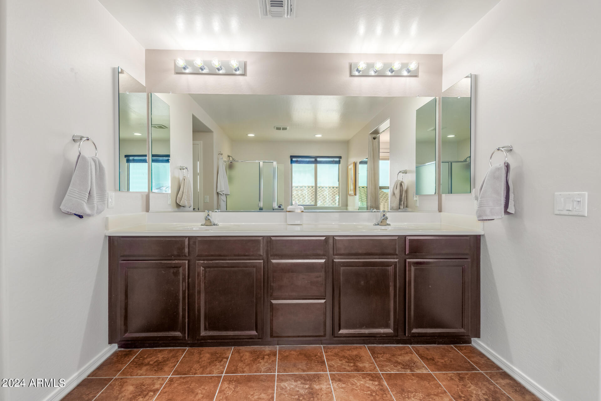 40866 W PARKHILL Drive