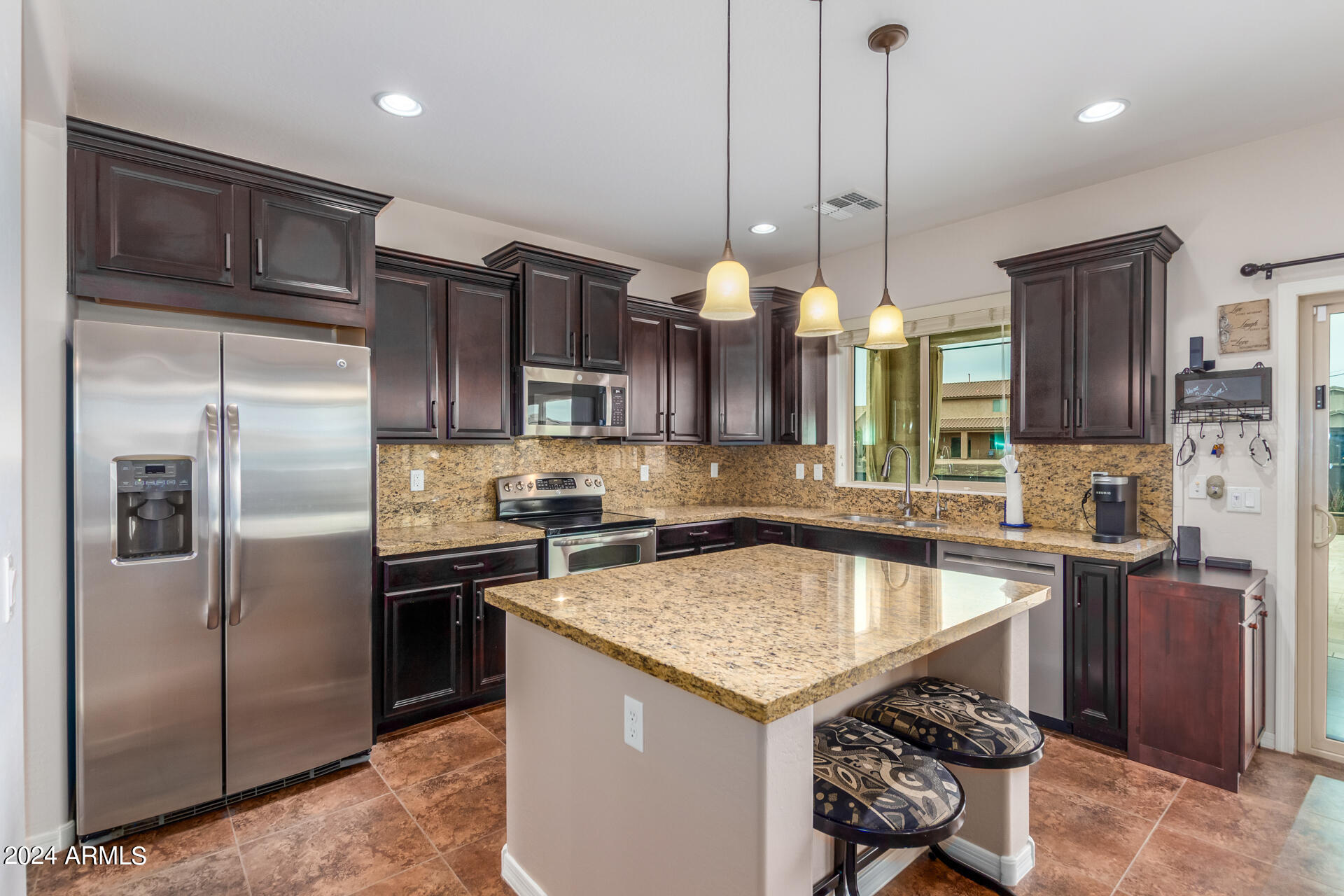 40866 W PARKHILL Drive