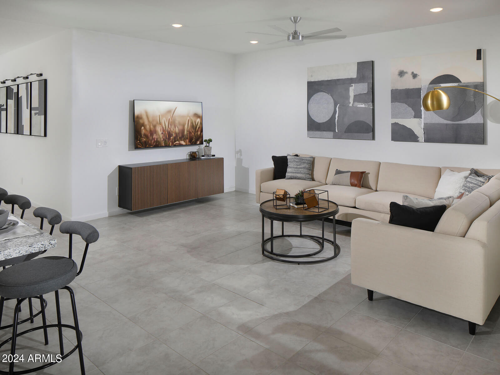 17358 W Mission Lane