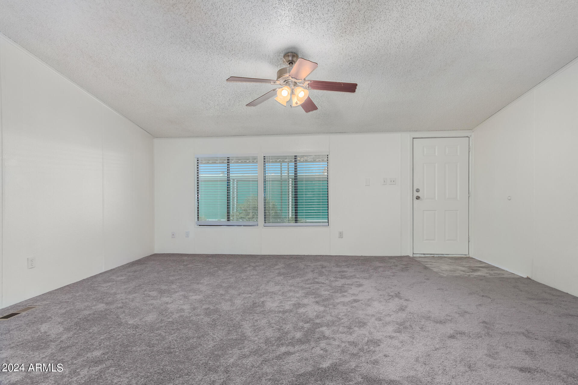 7810 W PEORIA Avenue Unit: 36