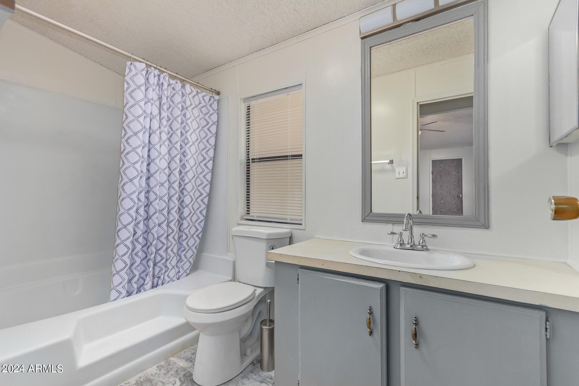 7810 W PEORIA Avenue Unit: 36