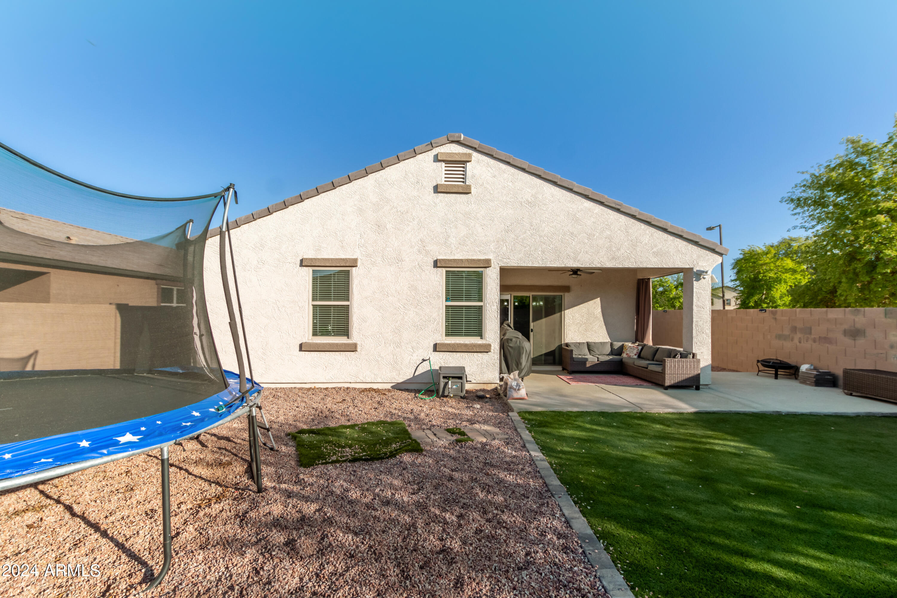 25348 W CARSON Drive