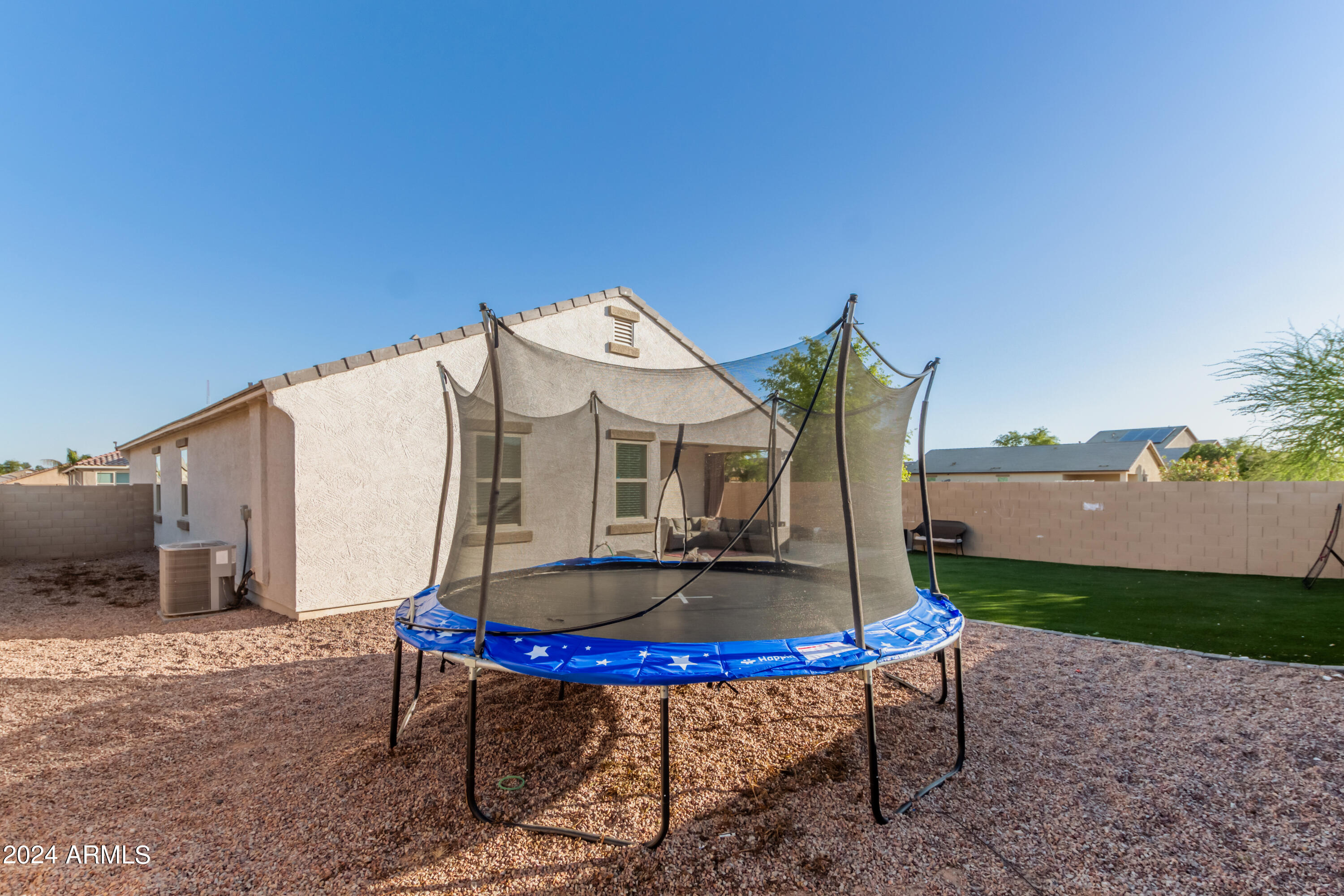 25348 W CARSON Drive