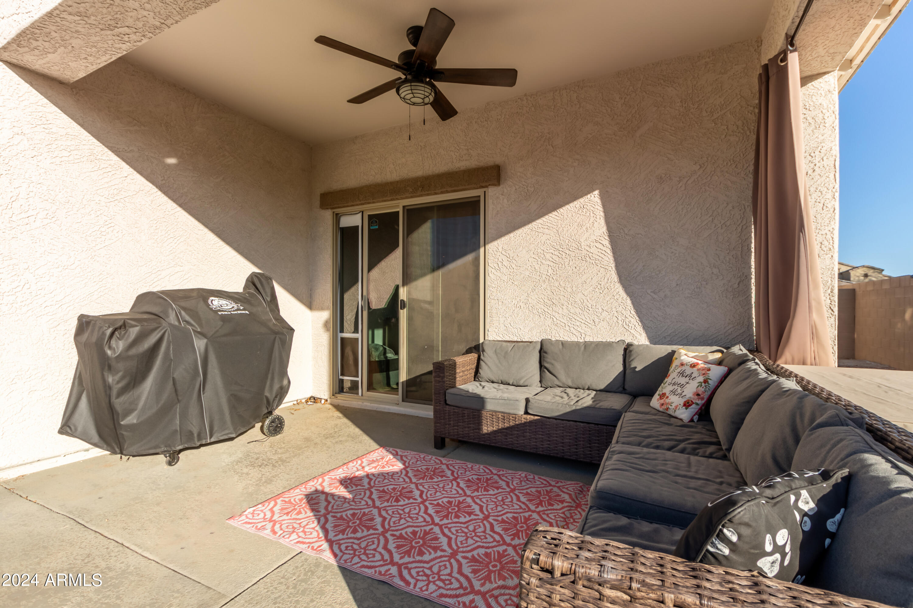 25348 W CARSON Drive