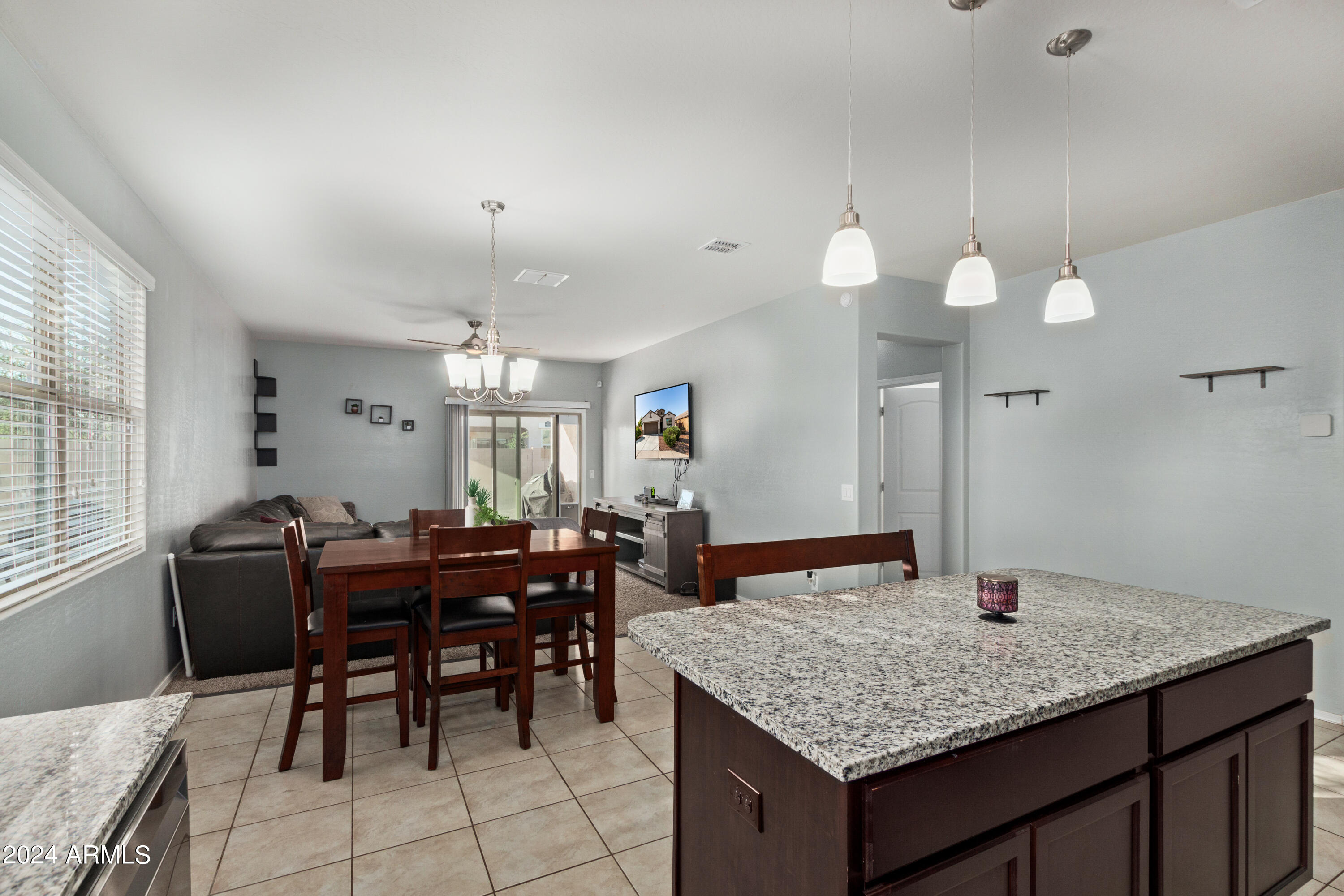 25348 W CARSON Drive