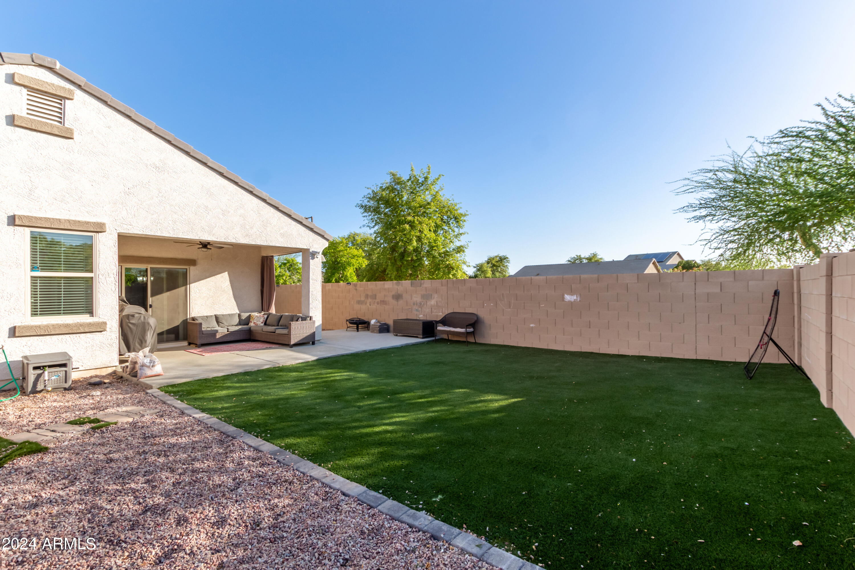 25348 W CARSON Drive