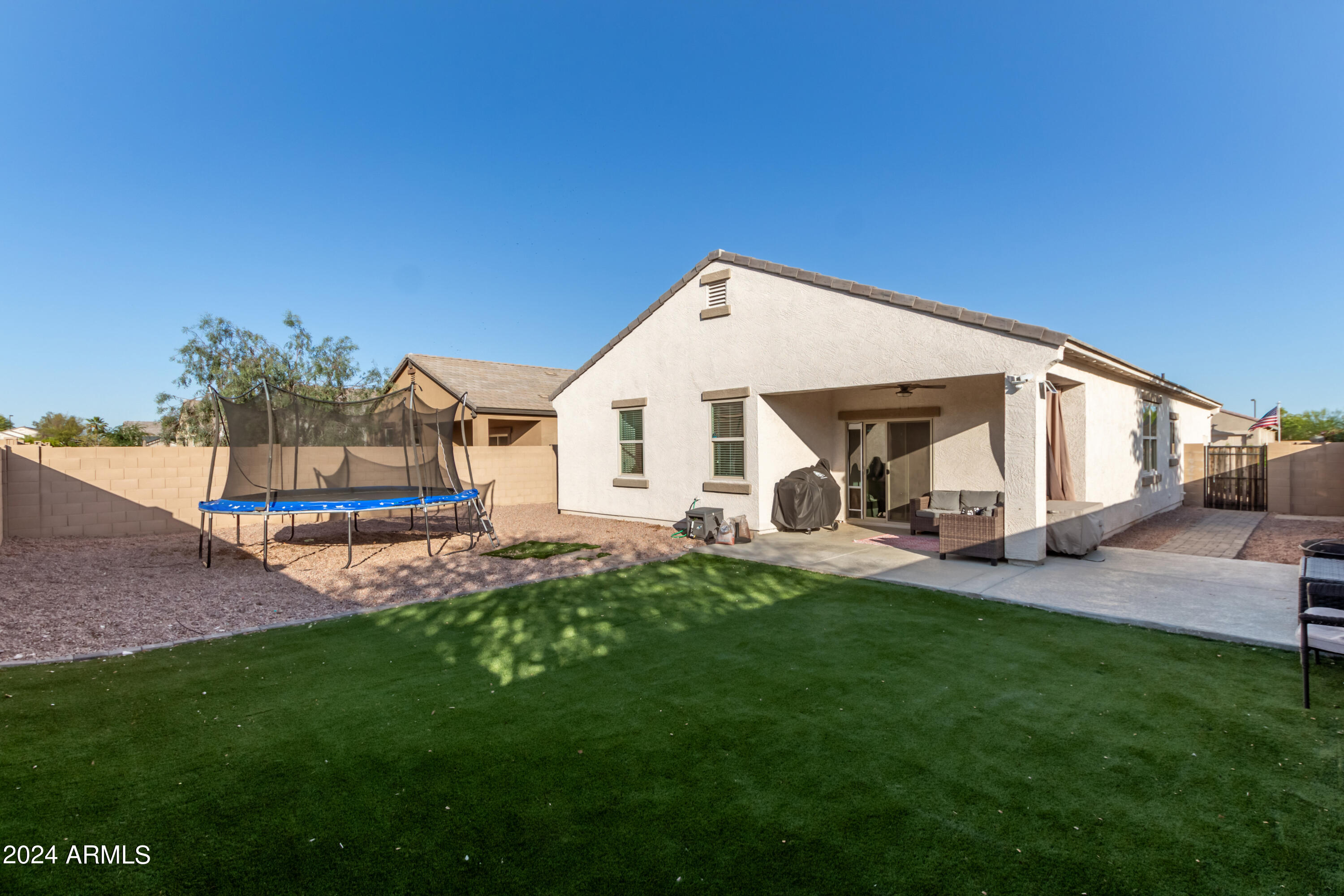 25348 W CARSON Drive