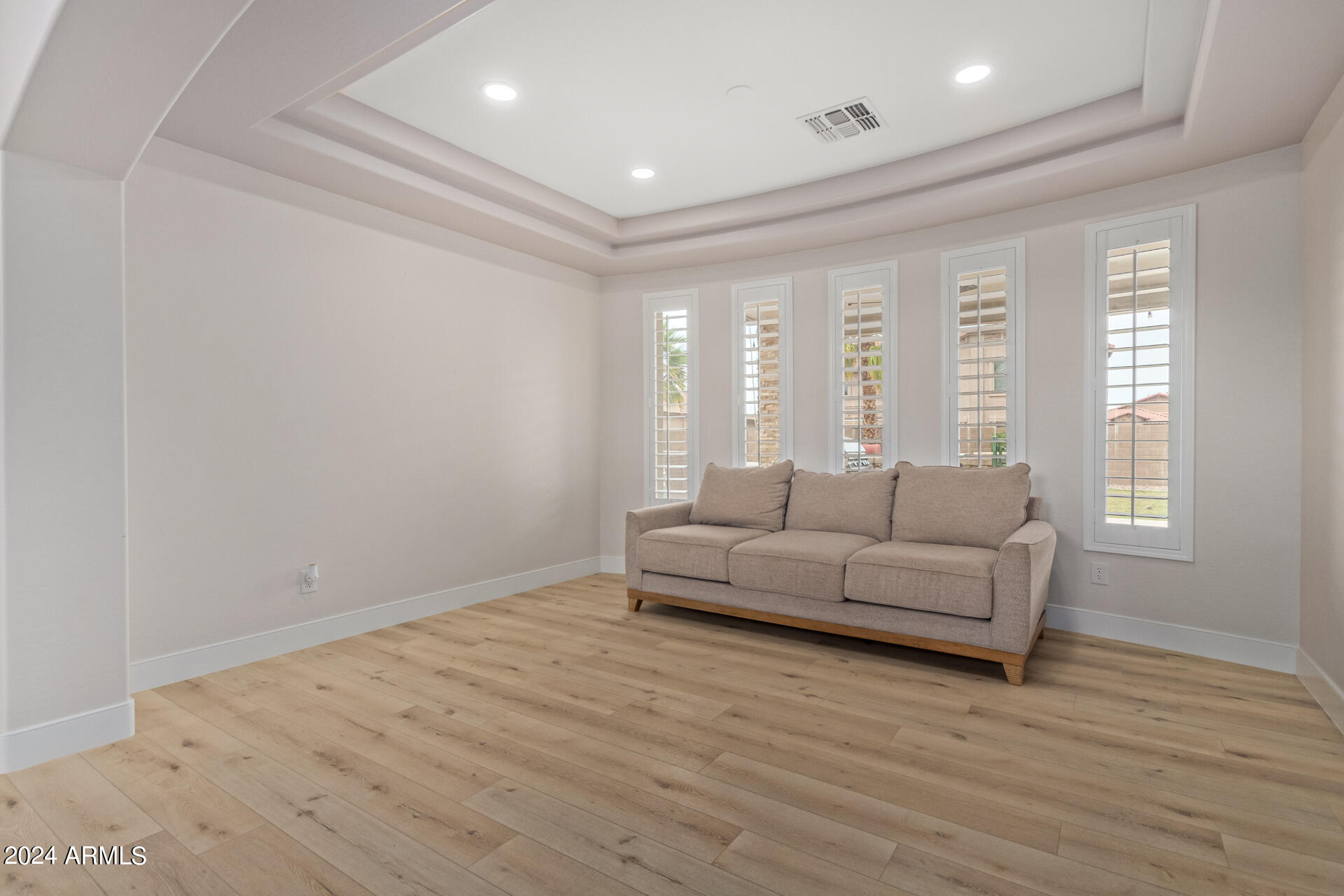 41122 W HOPPER Drive