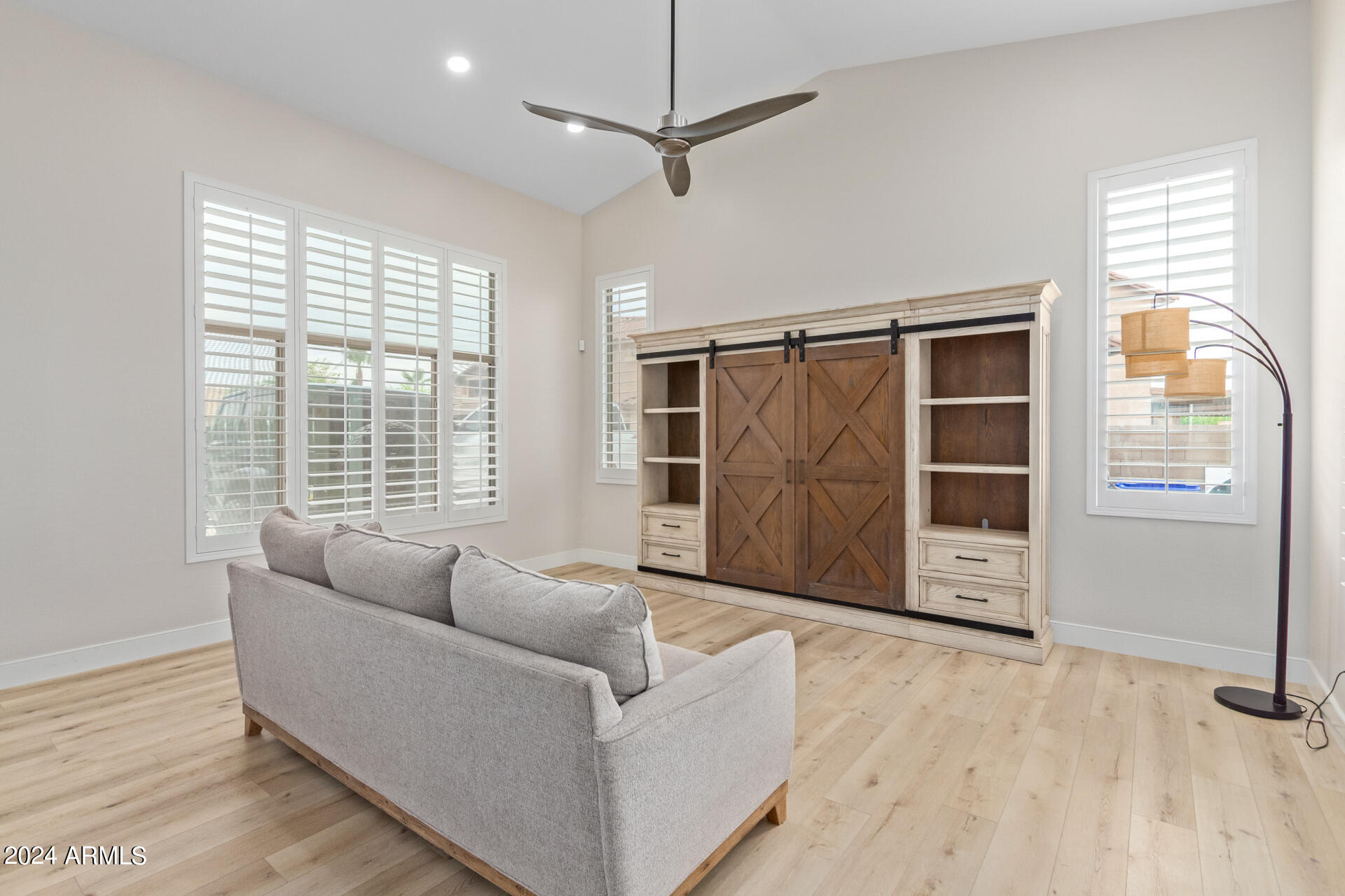 41122 W HOPPER Drive