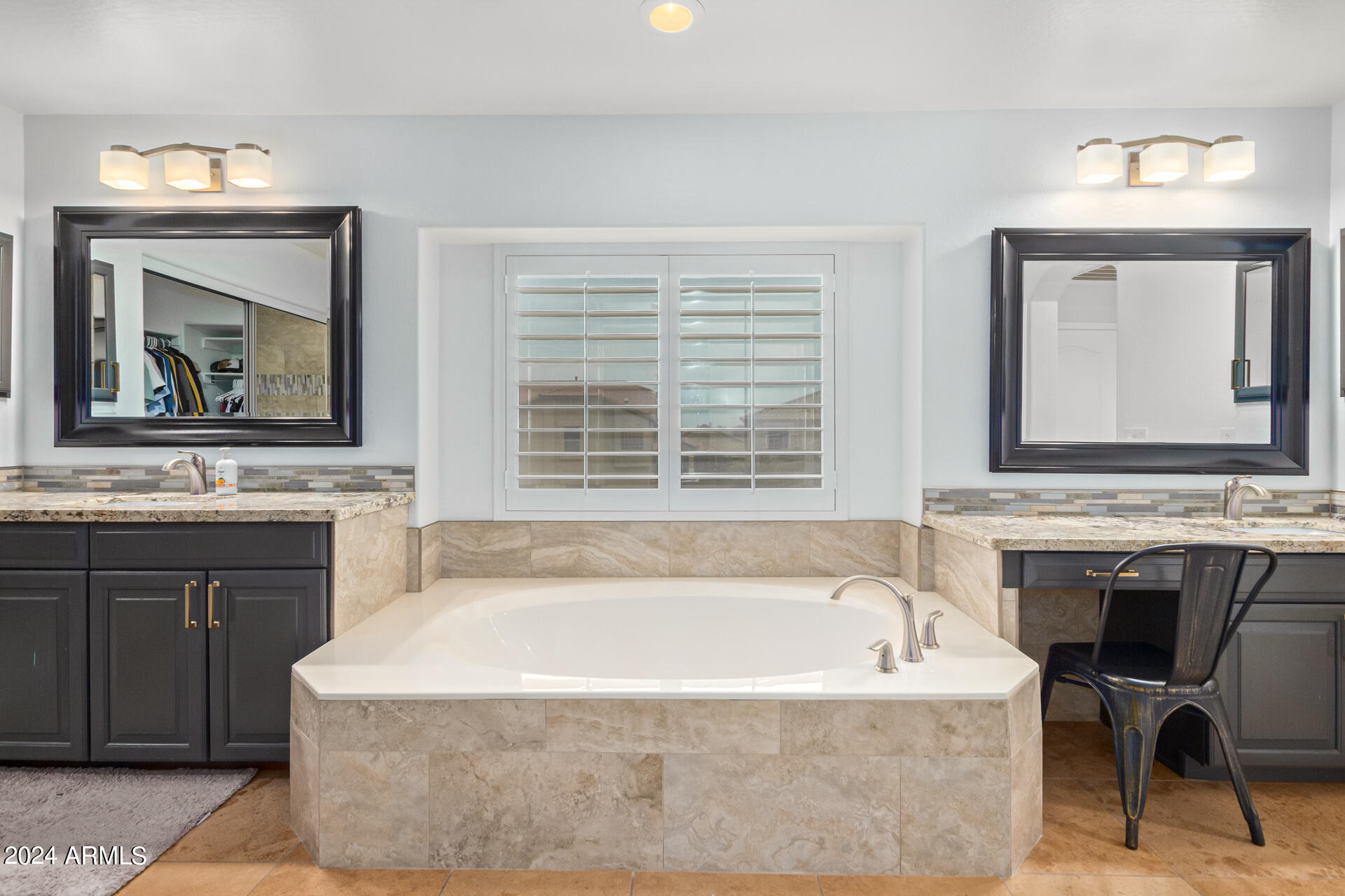 41122 W HOPPER Drive