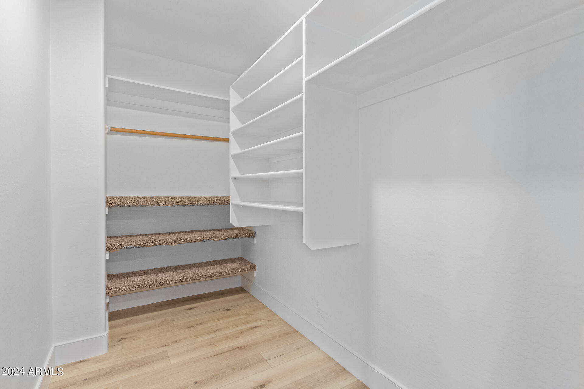 41122 W HOPPER Drive