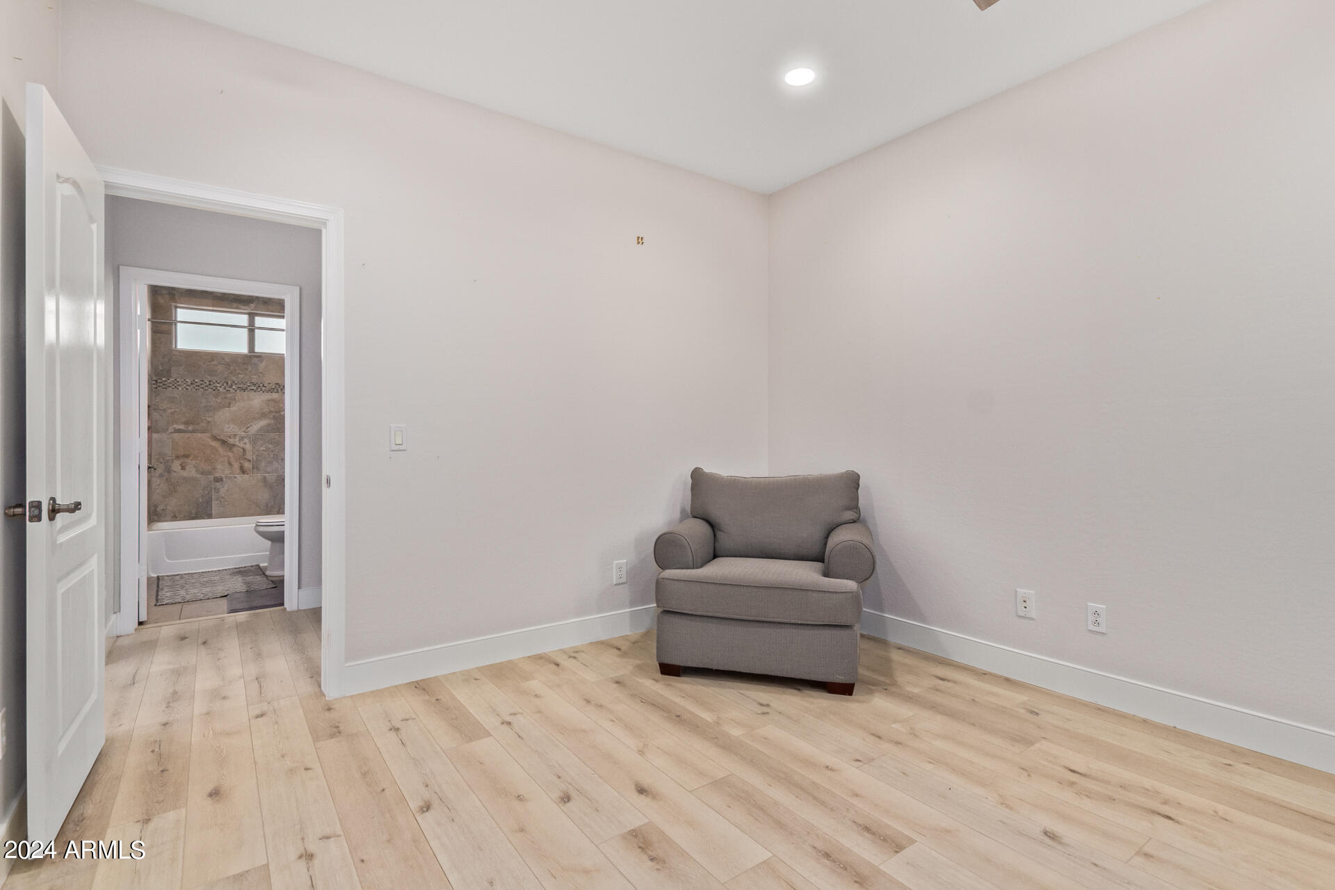 41122 W HOPPER Drive