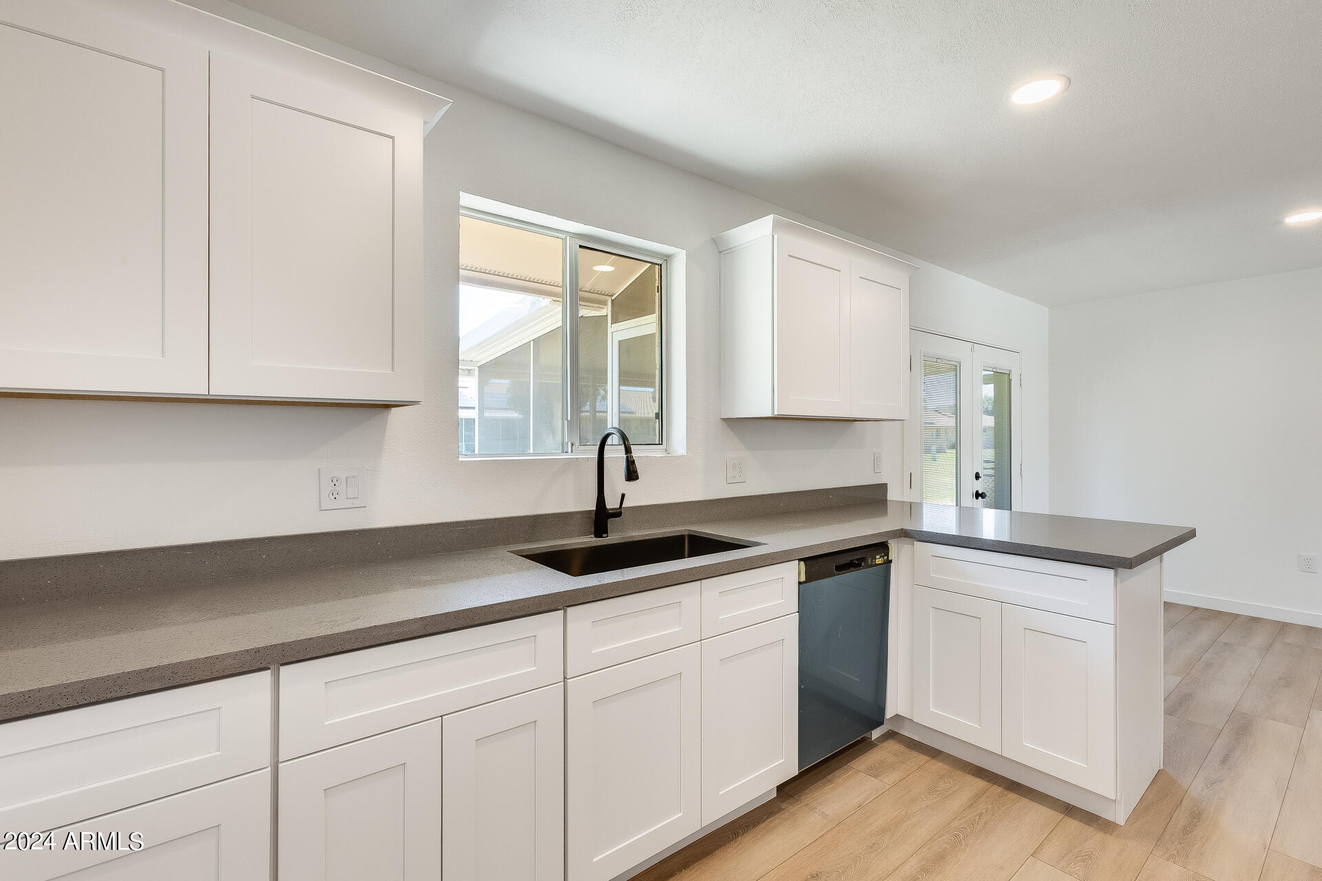 10612 W EL CAPITAN Circle