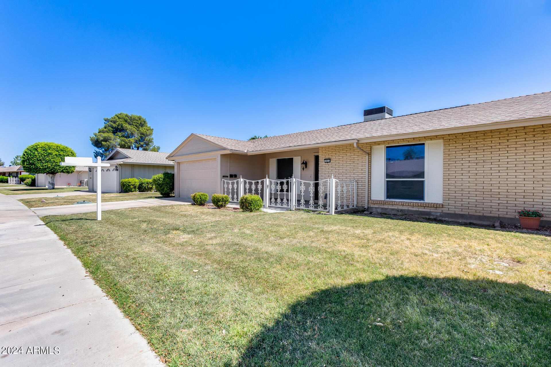 10612 W EL CAPITAN Circle