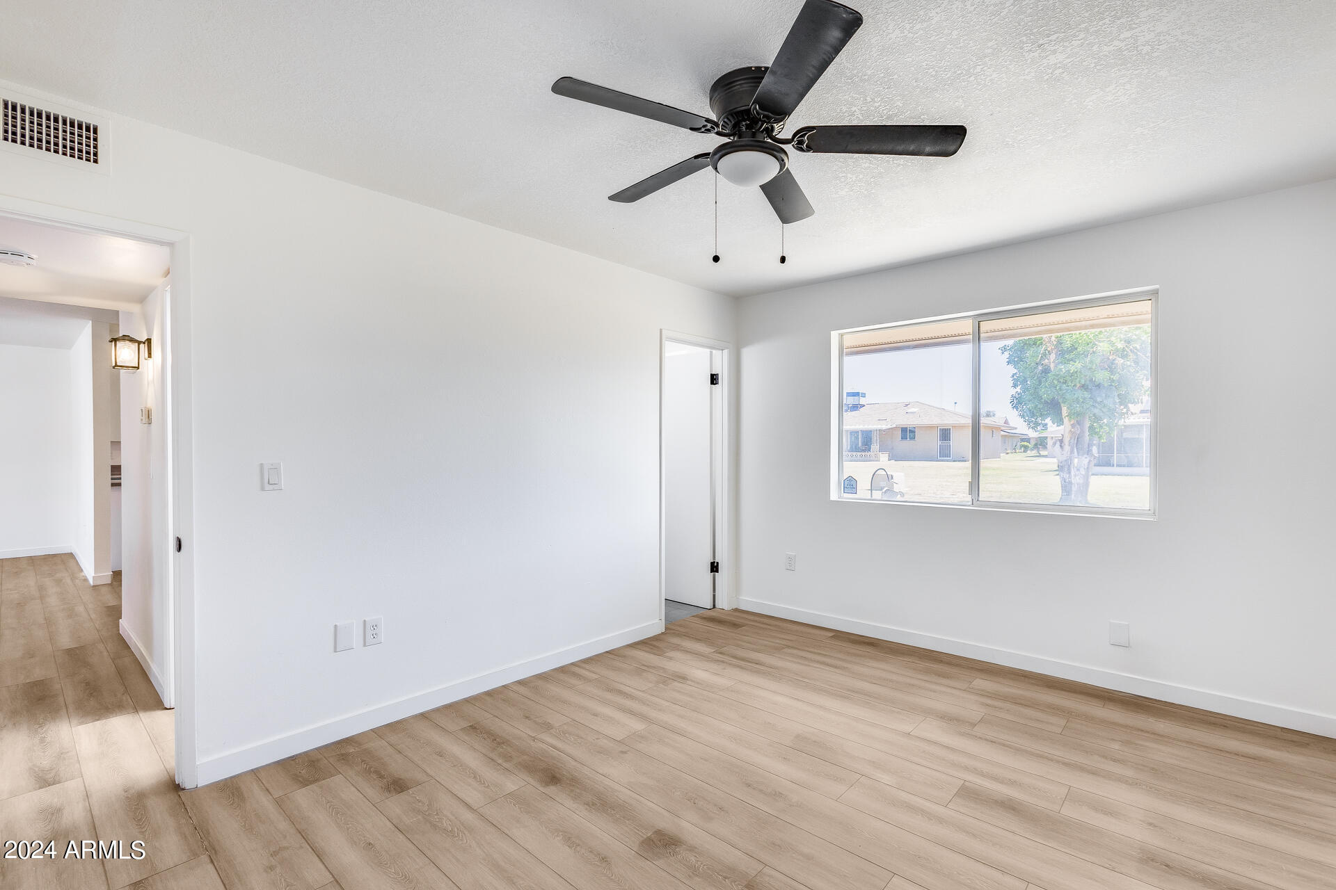 10612 W EL CAPITAN Circle