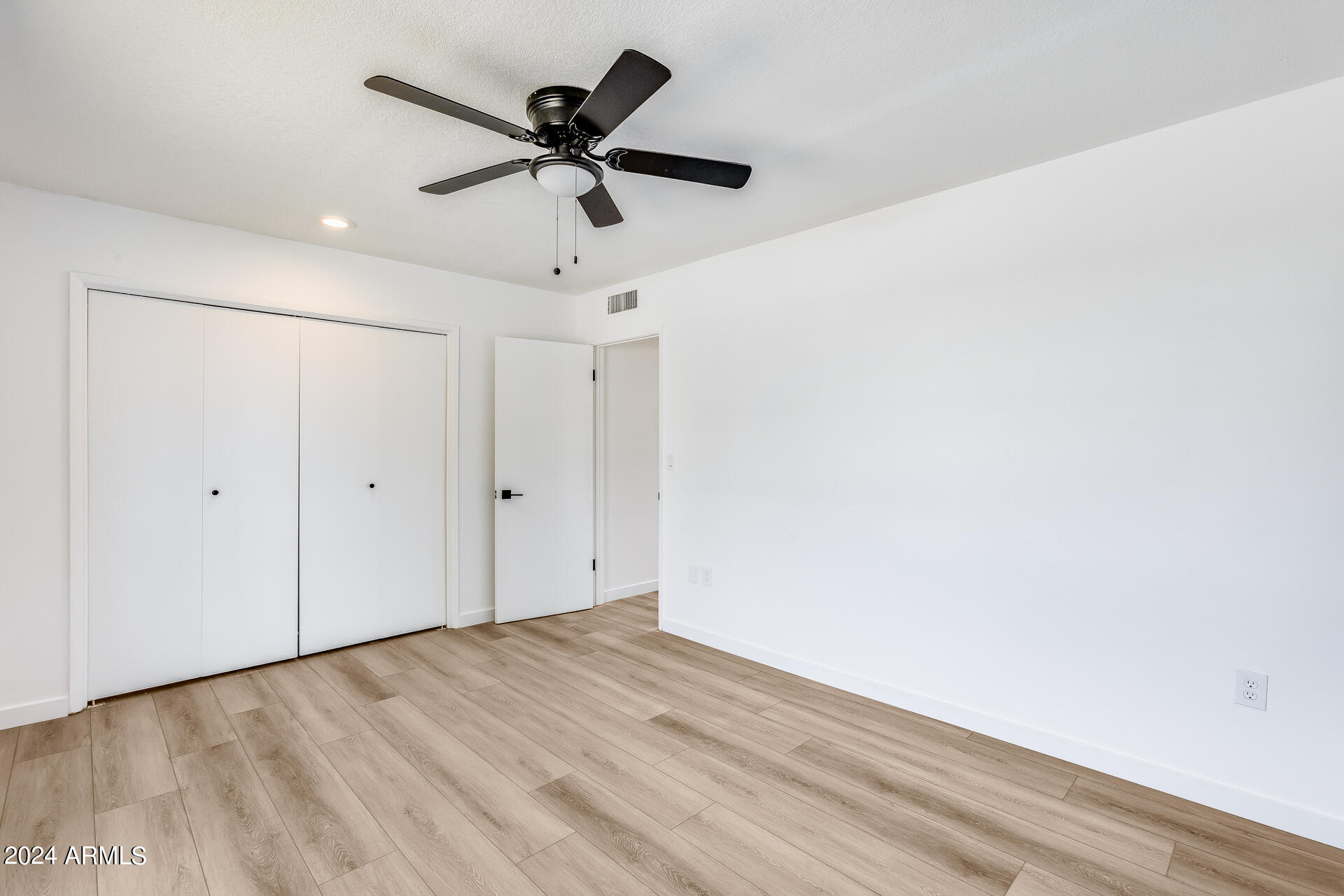 10612 W EL CAPITAN Circle